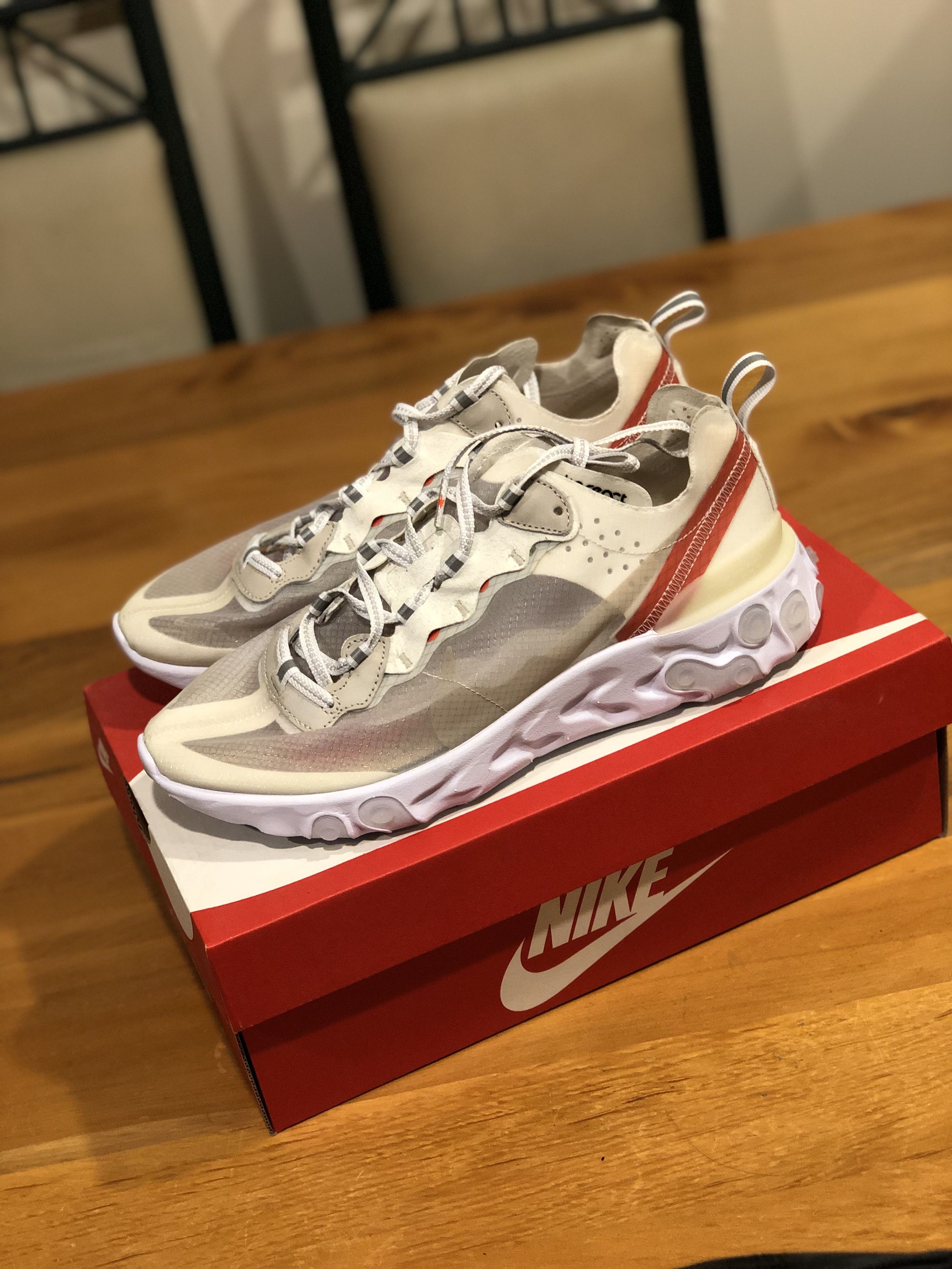 Nike Nike React Element 87 Light Bone - Size 9 Size US 9 / EU 42 - 2 Thumbnail