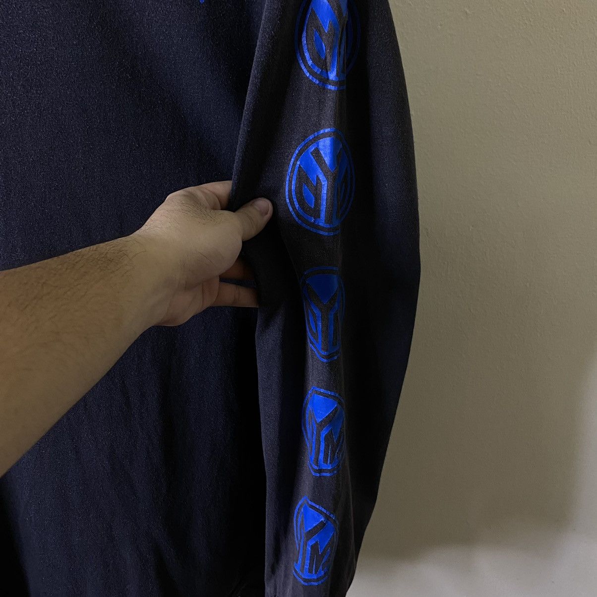 Other After Midnight NYC by Akira Mowatt Streetwear Skater LS Tee Size US L / EU 52-54 / 3 - 4 Thumbnail