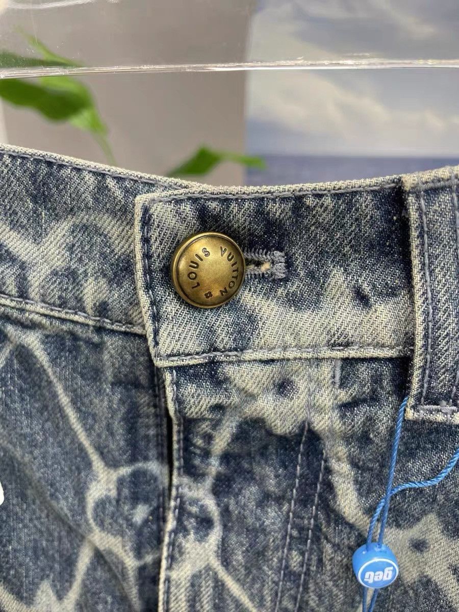Louis Vuitton Louis Vuitton Fei Dong Full Print Denim Shorts Size US 28 / EU 44 - 3 Thumbnail