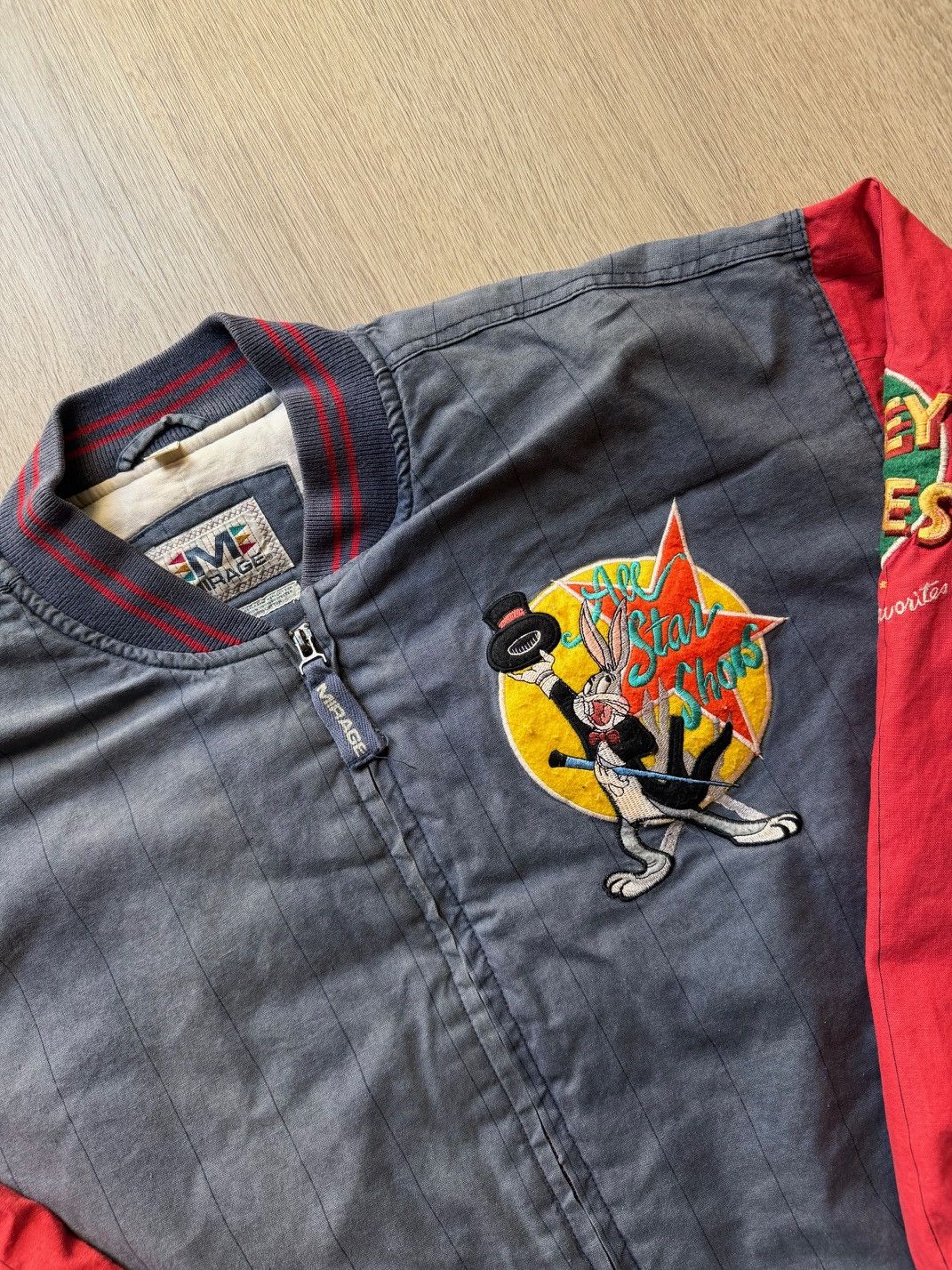 Warner Bros Vintage 1993 Warner Bros Looney Tunes Bomber Jacket XL Size US XL / EU 56 / 4 - 4 Thumbnail