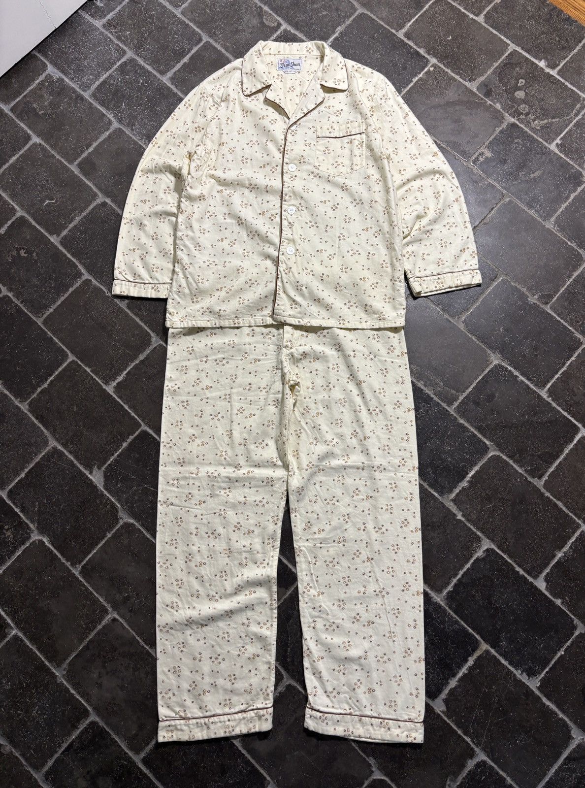 Vintage Vintage Pajama Set 70s 80s Two Piece Suit Sleep Pant Shirt Size US 37 - 5 Thumbnail