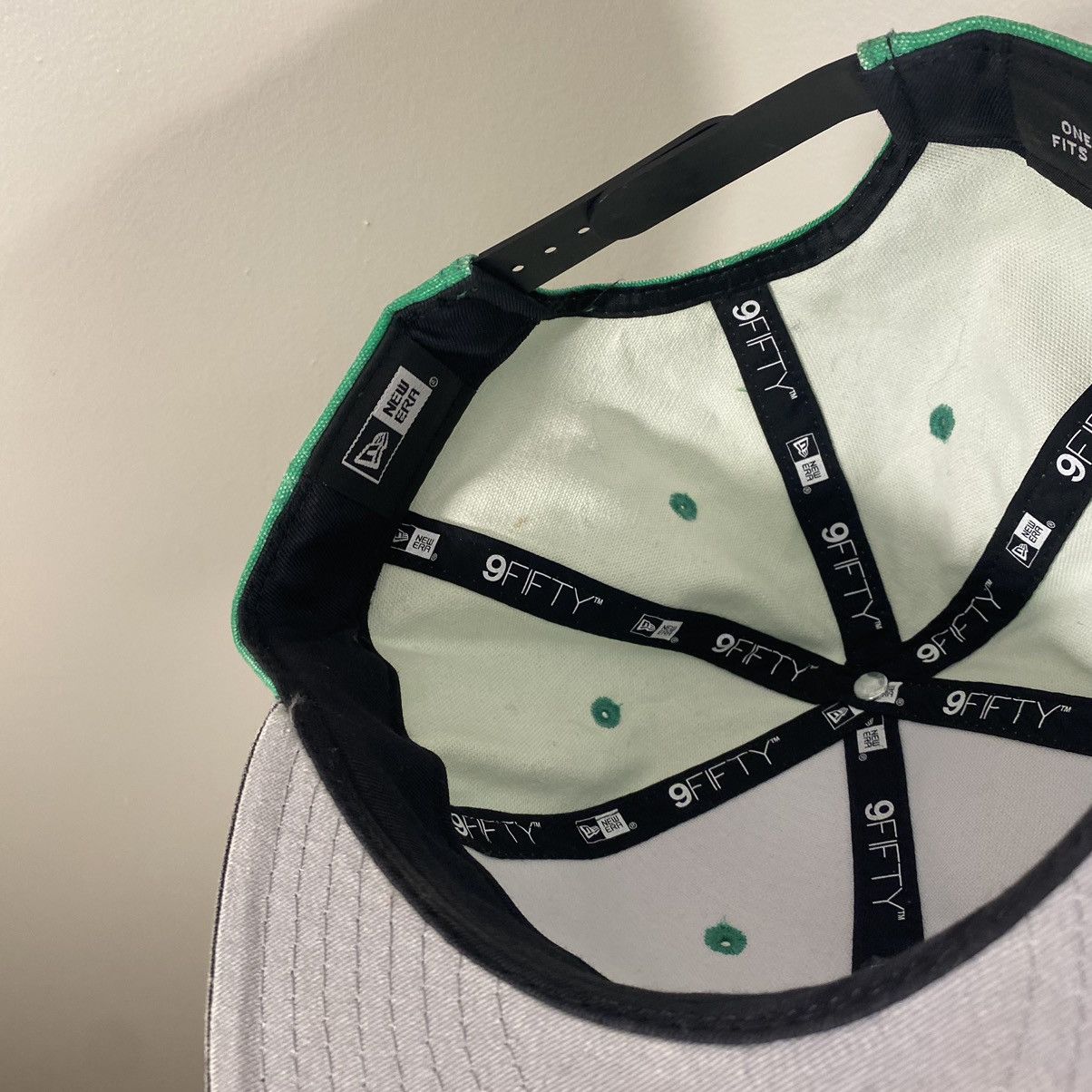 NBA × New Era × Vintage New Era Boston Celtics Snapback Hat Size ONE SIZE - 6 Thumbnail
