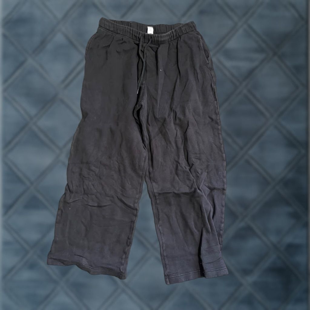 Old Navy Old Navy Womens Wide Leg Sweatpants Black Pull On Size Medium Size 32" / US 10 / IT 46 - 1 Thumbnail