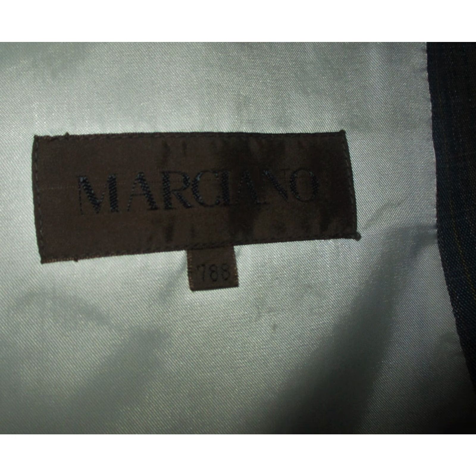 Vintage VINTAGE Marciano Taupe Linen Blend Blazer Suit Jacket Men 42R Taupe Linen Blend Blazer Jacket Mens Size 42R 2 Button Front Wool Blend Casual Business Size 42R - 6 Thumbnail