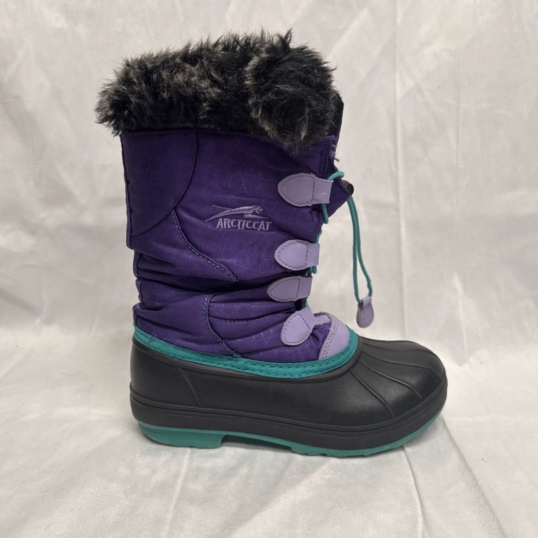 Vintage Arctic Cat Women Boots Snow Winter Snowmobile White 4 Purple Nylon/faux fur Snow Boot Womens Size US 4 / IT 34 - 7 Thumbnail