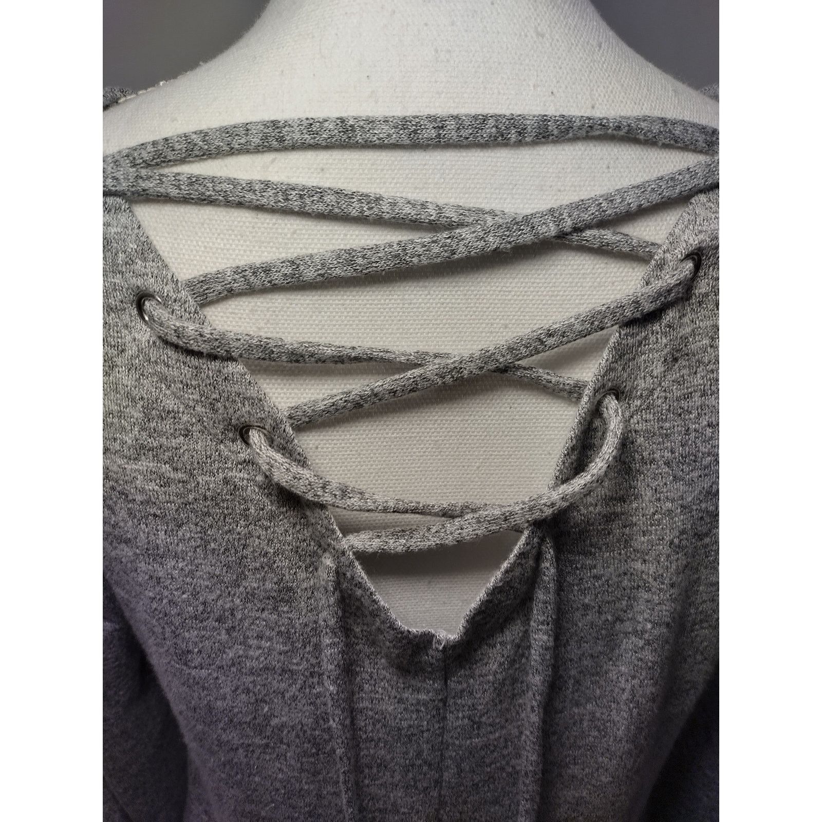 Banana Republic Banana Republic Women Crisscross Tie Sweater Lg Sleeve Gray Size S / US 4 / IT 40 - 4 Thumbnail