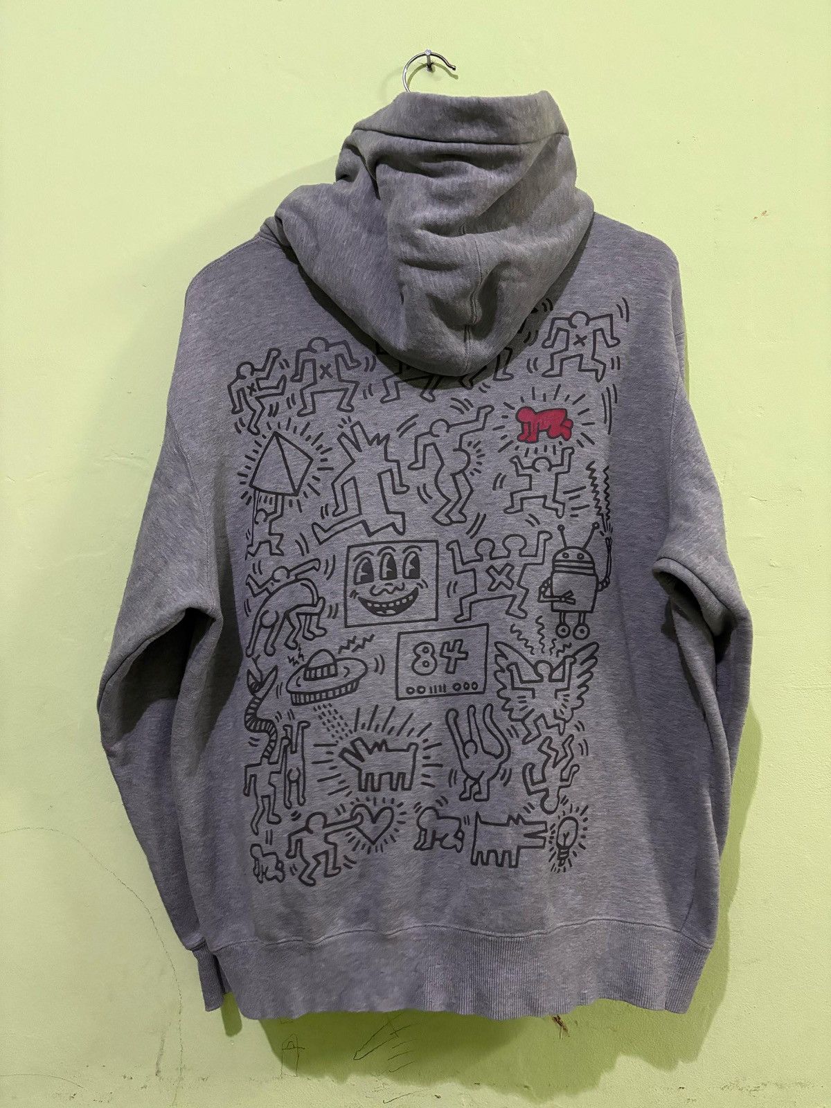 Keith Haring × Uniqlo Vintage Keith Haring Uniqlo Hoodie Pop Art Design Size US L / EU 52-54 / 3 - 4 Thumbnail