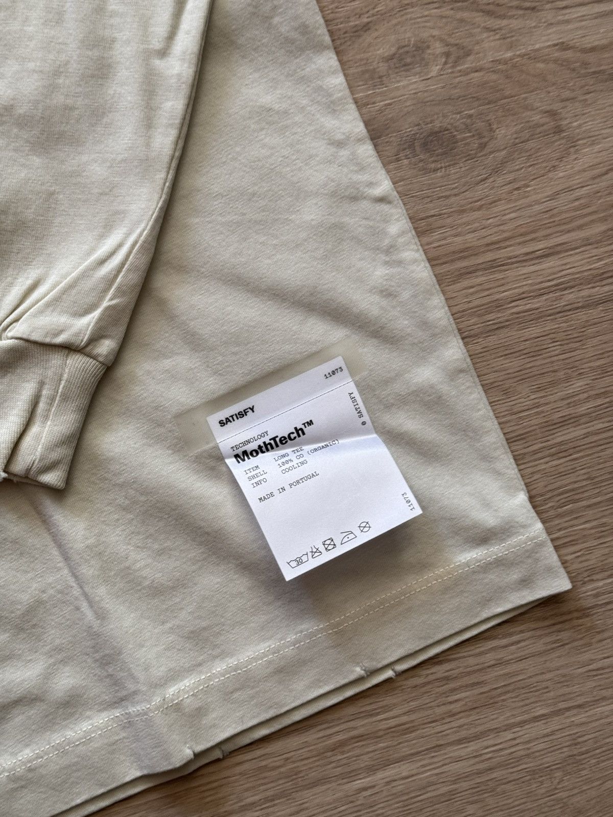 Satisfy Satisfy Running MothTech The Rocker “Off-White” Long Sleeve Size US XL / EU 56 / 4 - 3 Thumbnail