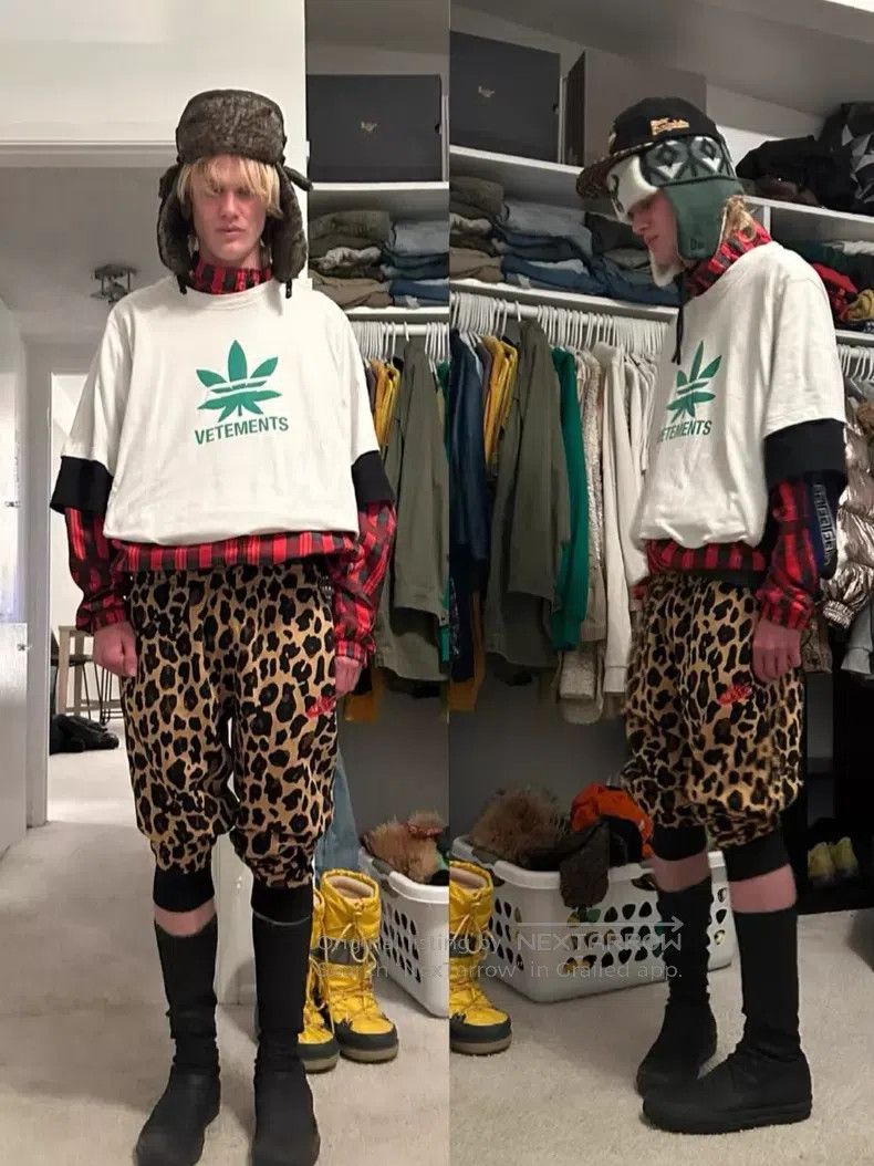 Vetements VETEMENTS Clover Fake Two-Piece Short Sleeve Size US S / EU 44-46 / 1 - 6 Thumbnail
