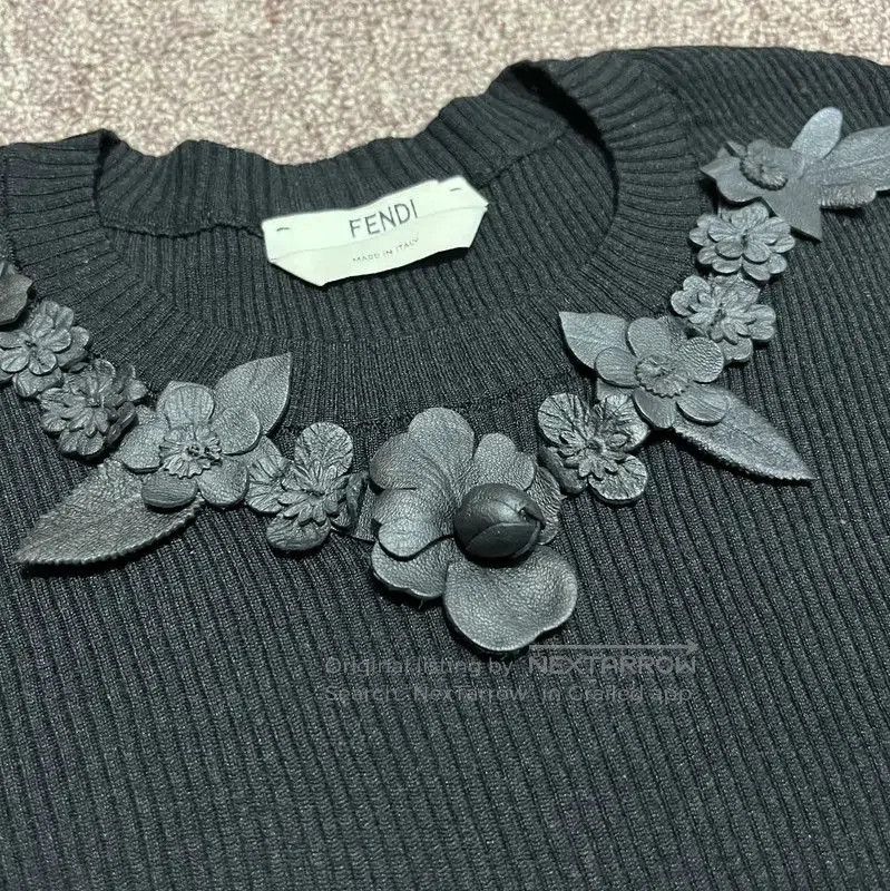 Fendi Fendi Black Floral Silk Blend Short Sleeve T-Shirt . Size M / US 6-8 / IT 42-44 - 3 Thumbnail