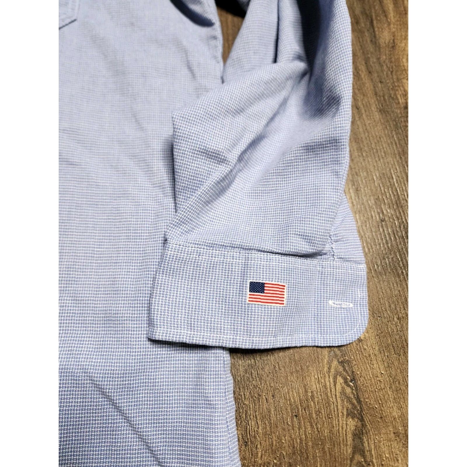 Vintage VINTAGE Budweiser Employee Shirt Mens XL Blue 90s Distressed Logo Button-Up Size US XL / EU 56 / 4 - 4 Thumbnail