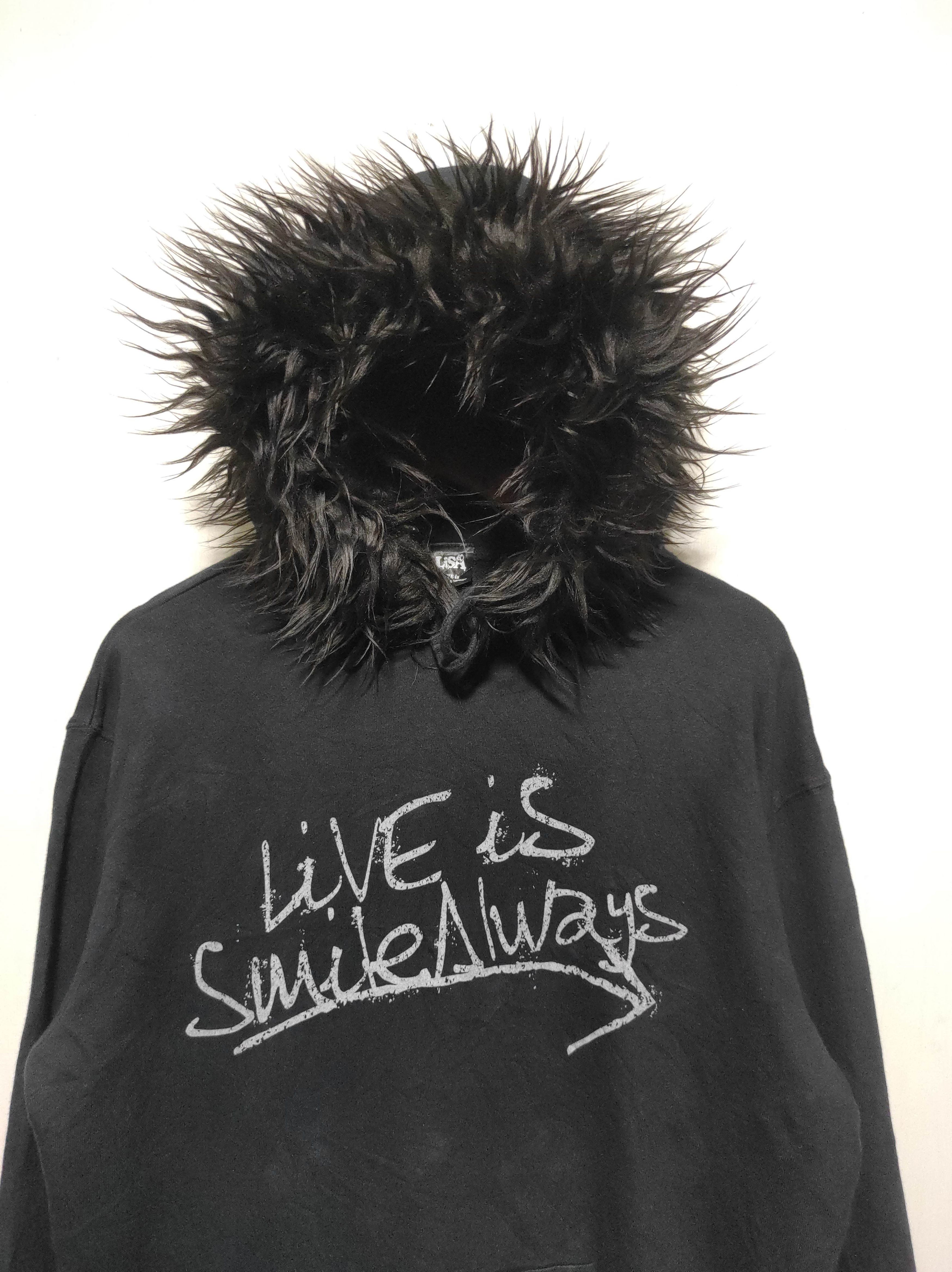 Band Tees Lisa Live is Smile Always Mega Speaker Singer fur hoodie Size US M / EU 48-50 / 2 - 4 Thumbnail