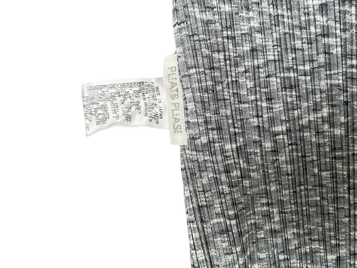 Pleats Please Issey Miyake Vintage Japanese Brand Pleats Please Tank Top 2000s Size M / US 6-8 / IT 42-44 - 5 Thumbnail