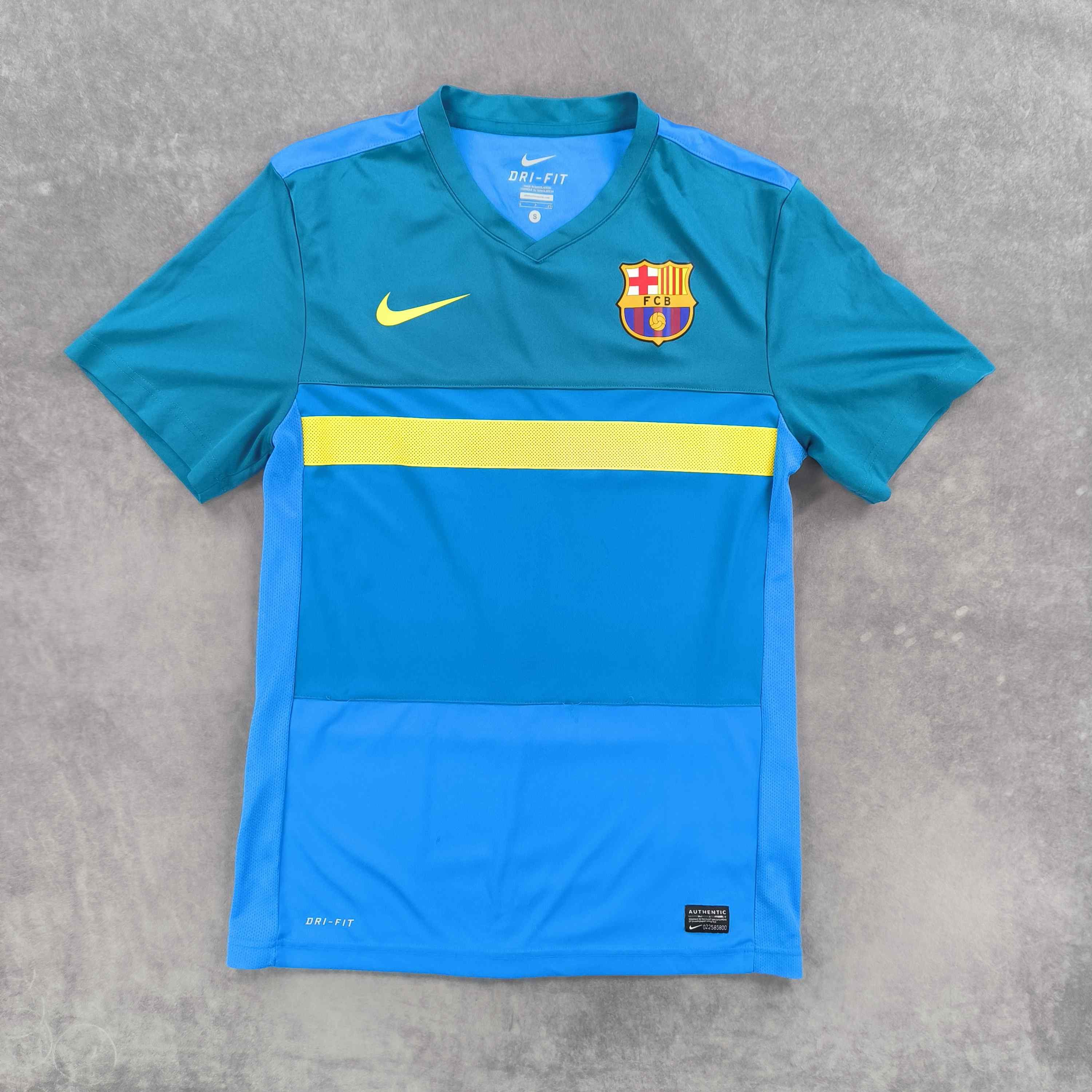 Nike FC Barcelona 2011-12 Nike training football jersey size S Size US S / EU 44-46 / 1 - 1 Thumbnail
