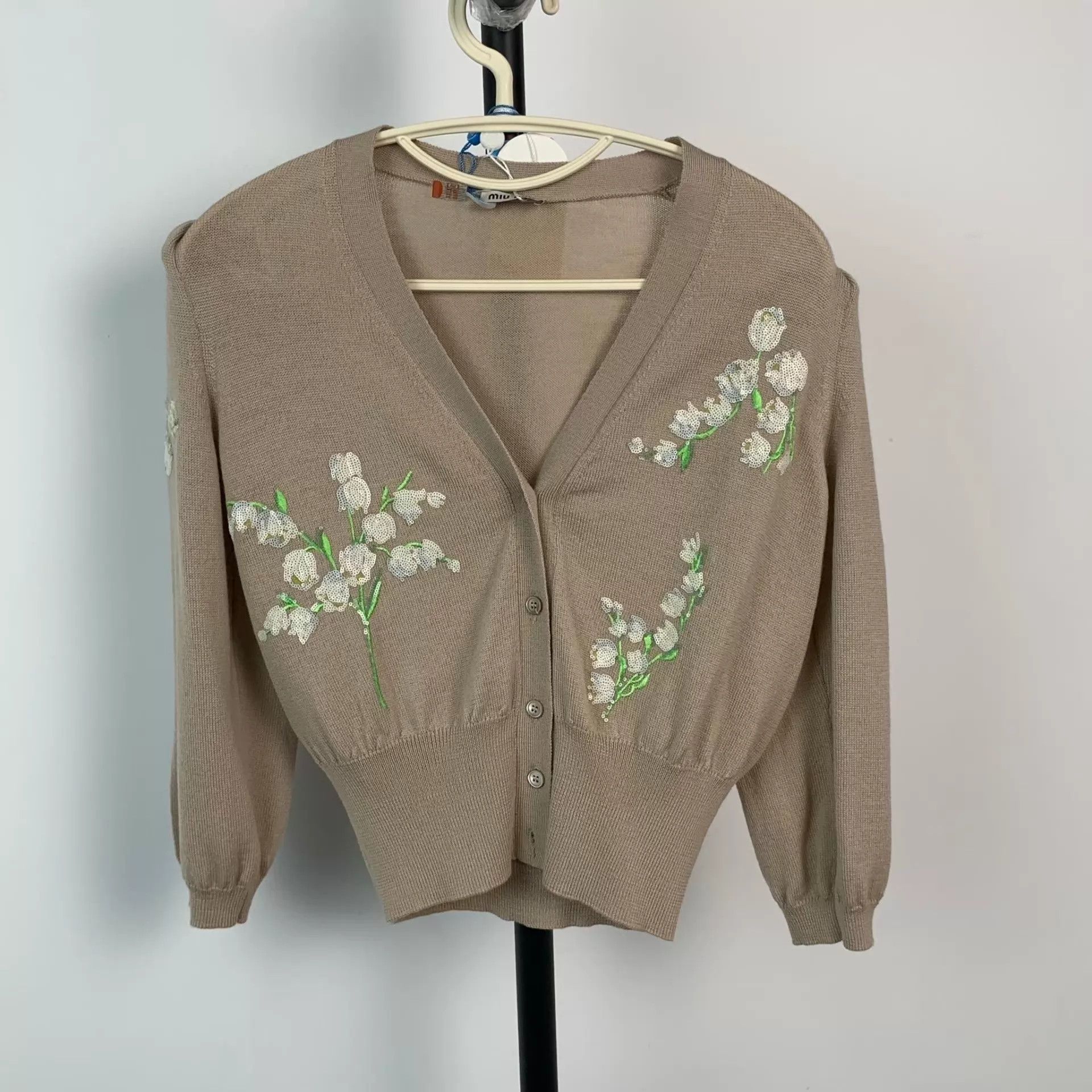 Miu Miu MIU MIU Embroidered Beige Cardigan 38 Size XS / US 0-2 / IT 36-38 - 1 Thumbnail