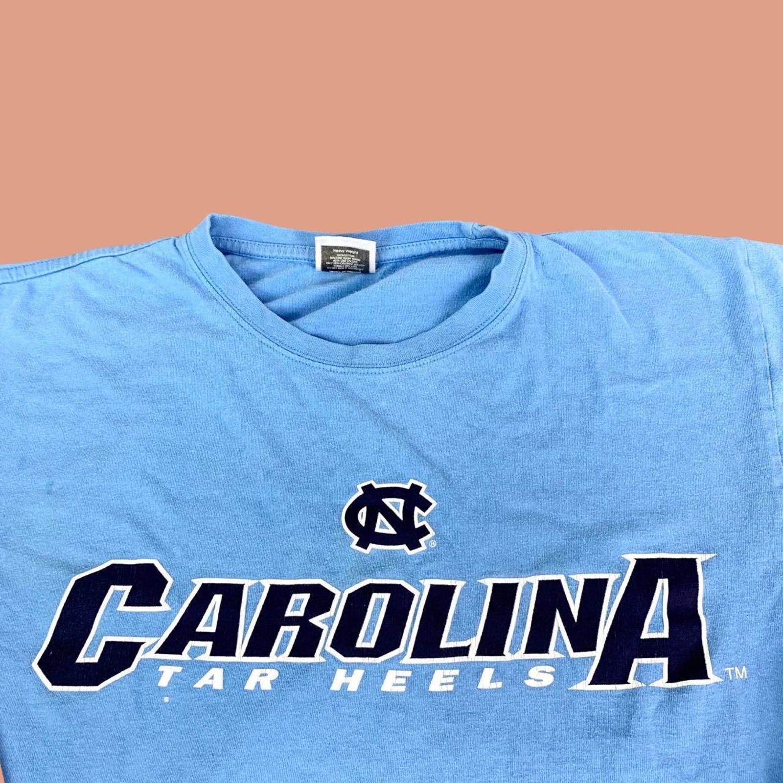 Vintage Vintage 90s Carolina Tar Heels T-shirt Size US M / EU 48-50 / 2 - 2 Thumbnail