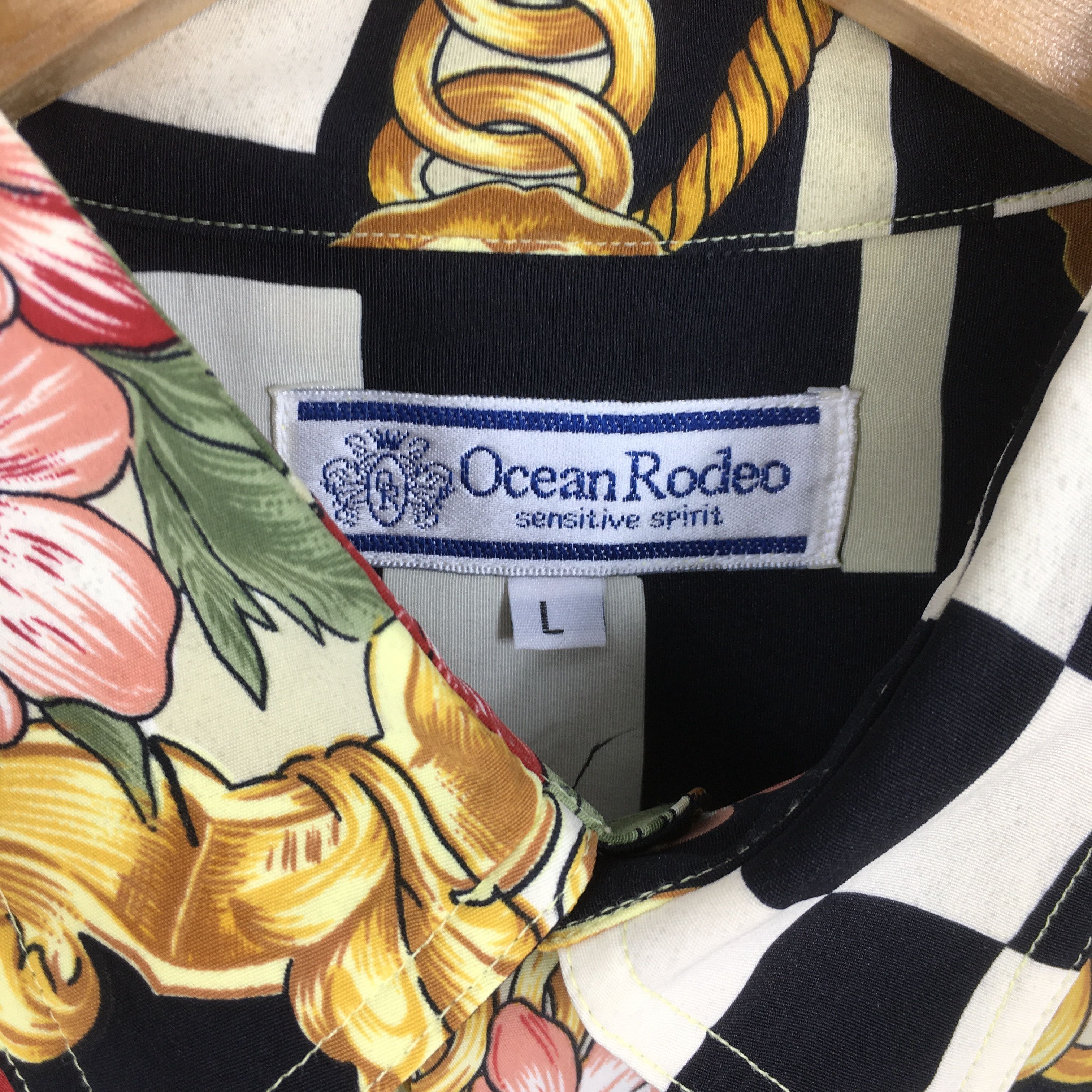 Vintage Vintage 90s Royalty Baroque Polyester Shirt Large Size US L / EU 52-54 / 3 - 5 Thumbnail