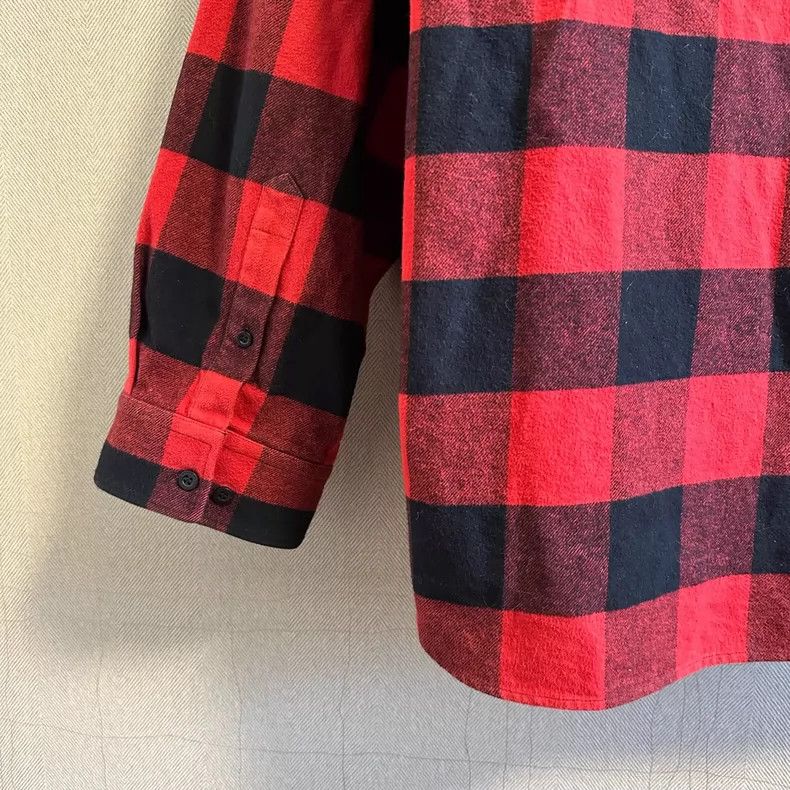 Balenciaga Balenciaga SS21 Black and Red Plaid Patchwork Embroidered l Size US XS / EU 42 / 0 - 4 Thumbnail