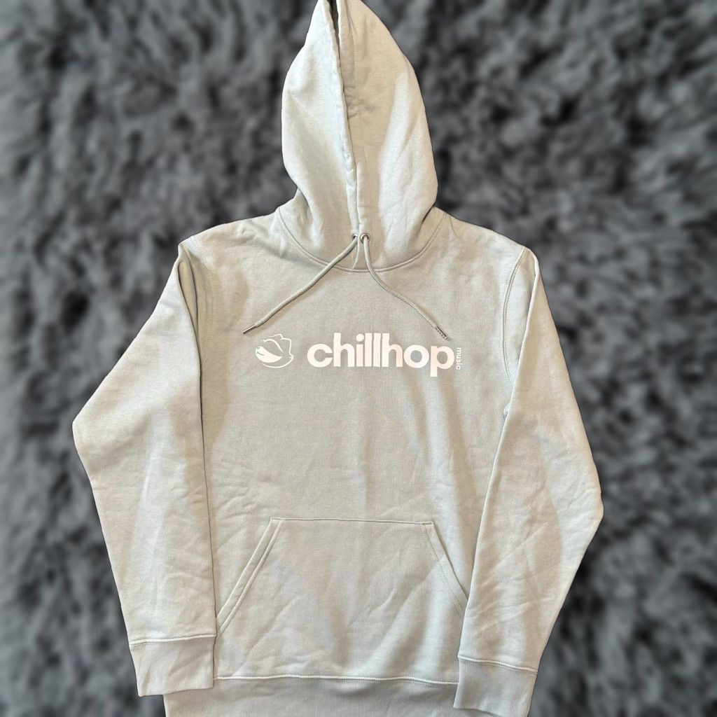 Logo 7 Chillpop Music Hoodie Men Green Size M Pullover Hooded Logo Sweatshirt Knit Cotton Polyester Chest Pocket Regular Fit 26.5 21 Pit to Pit New Size US M / EU 48-50 / 2 - 1 Thumbnail