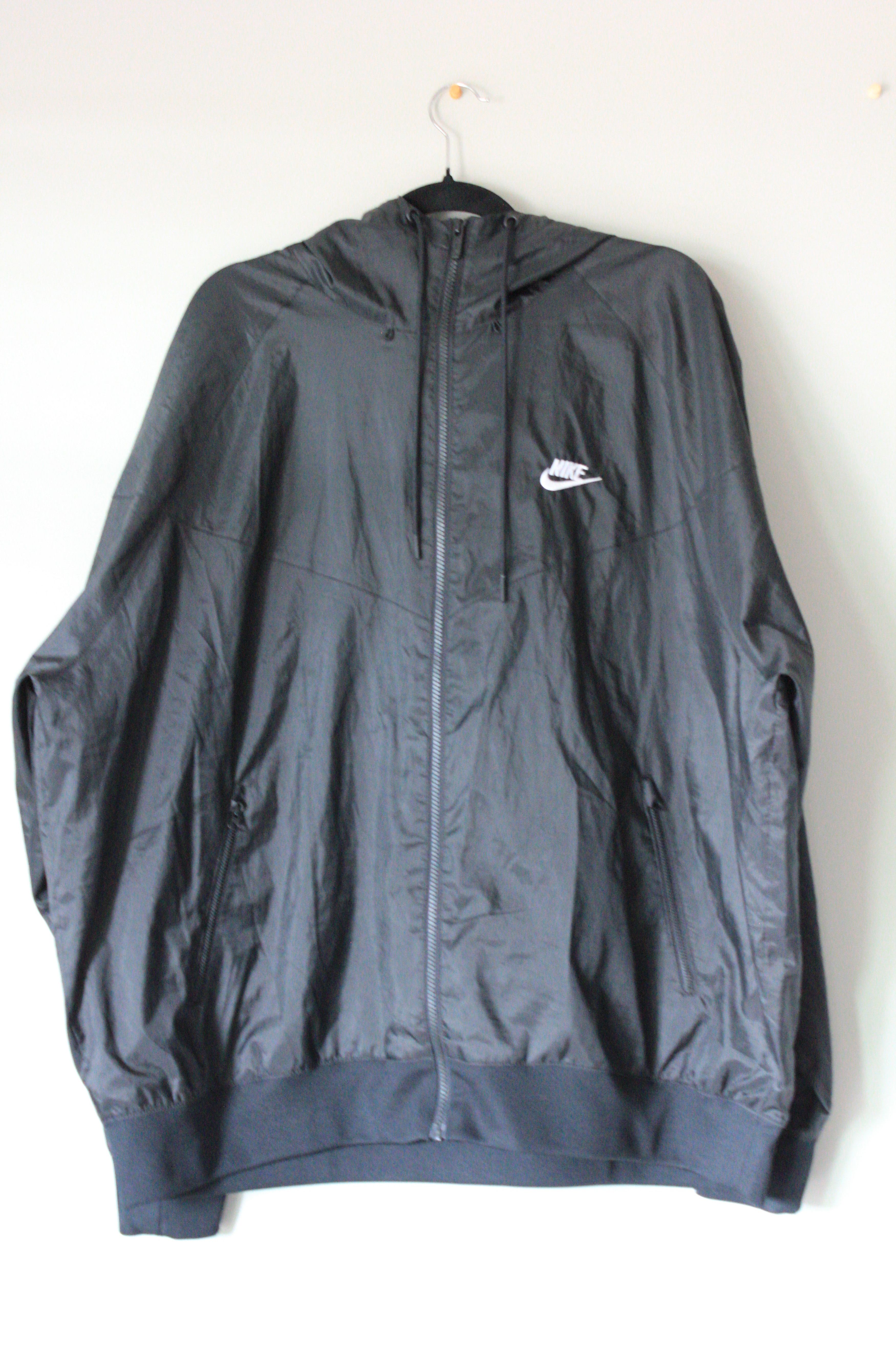 NIKE Sportswear Windrunner