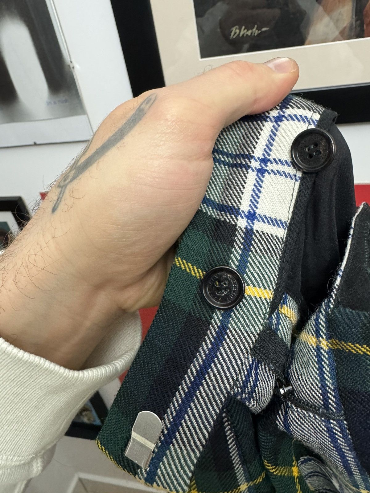Burberry Burberry Tartan Wool High-waisted Stirrup Wool Trousers Size 26" / US 2 / IT 38 - 7 Thumbnail