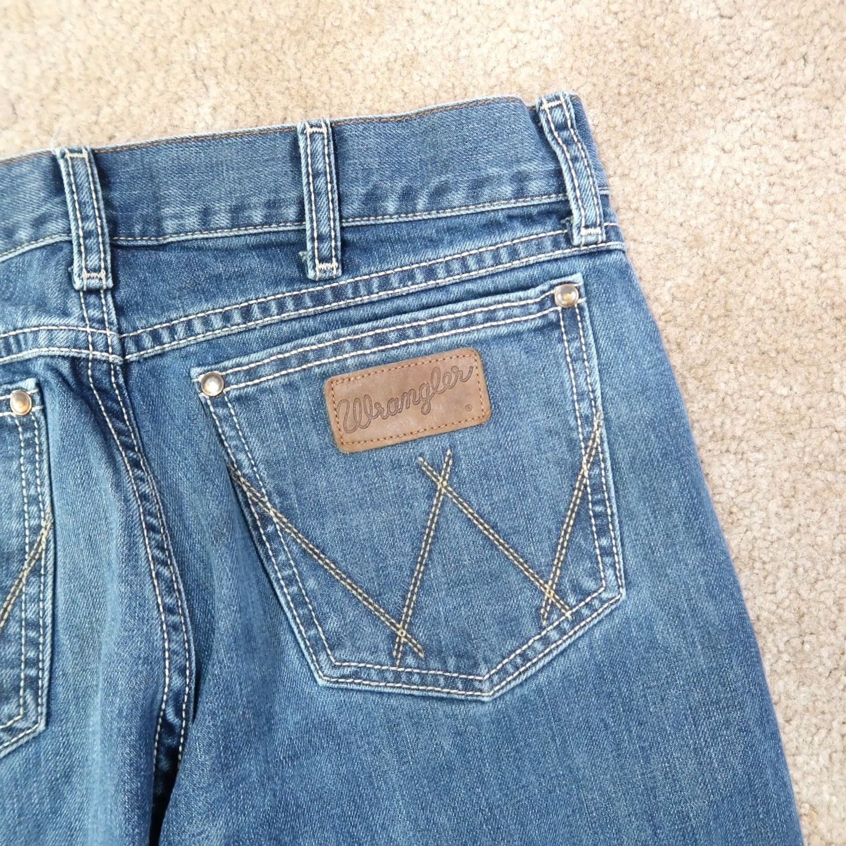 Wrangler Wrangler Retro Relaxed Bootcut Jeans Men’s 30x32 Blue Denim Cowboy Western Shirt? Size US 30 / EU 46 - 6 Thumbnail