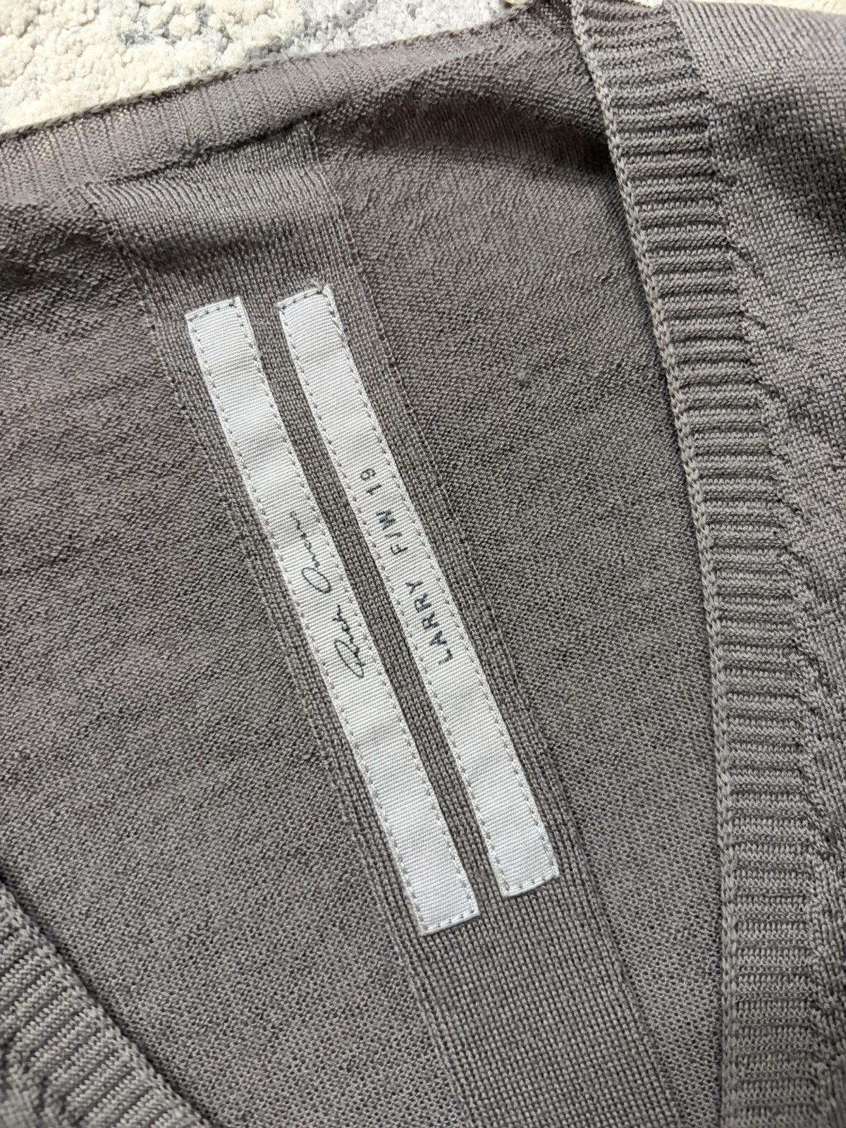 Rick Owens FW19 Larry Mainline Knit V-Neck Long Sleeve Size US S / EU 44-46 / 1 - 2 Thumbnail