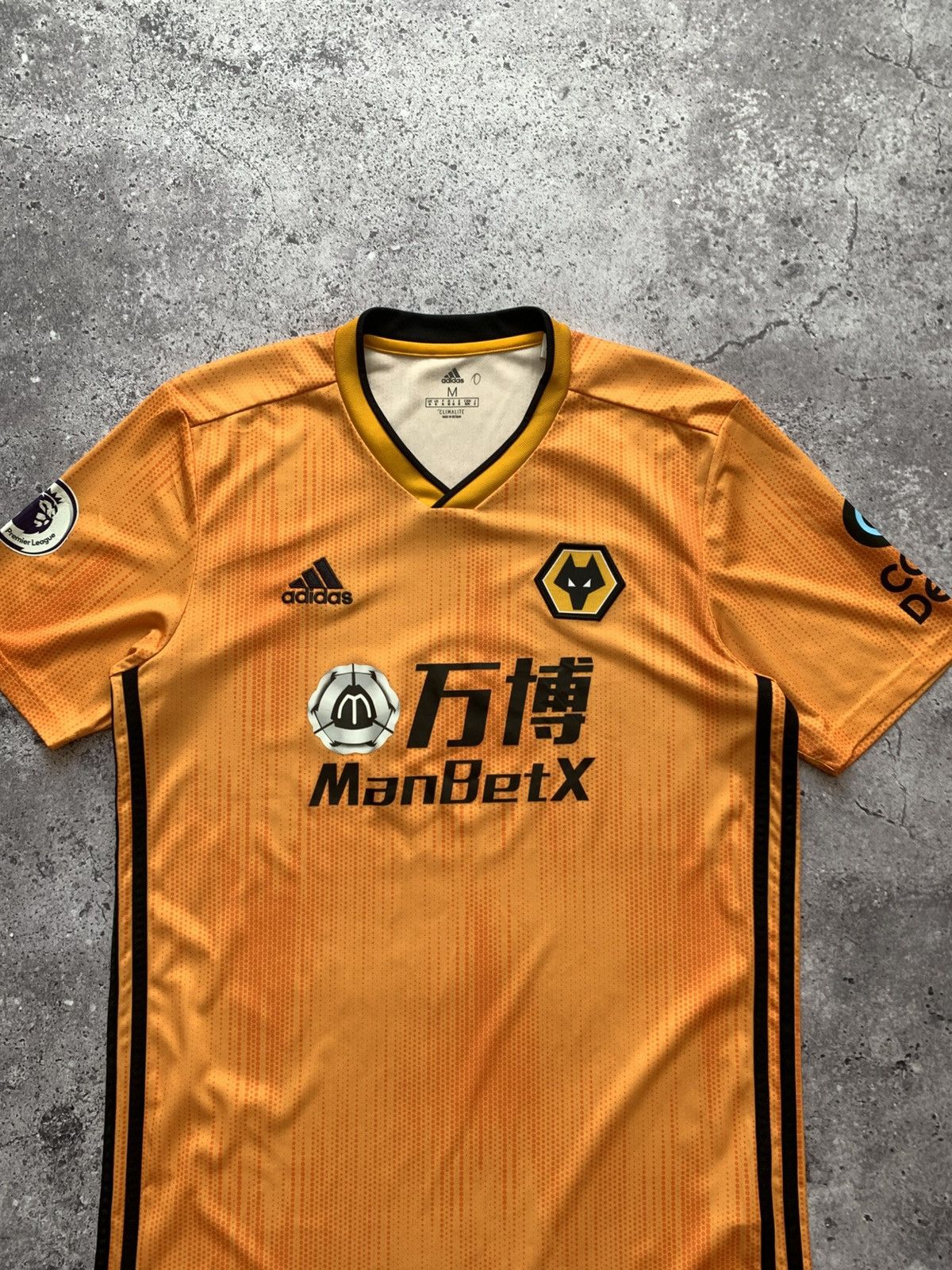 Adidas 🔥ADIDAS WOLVERHAMPTON 2019 2020 HOME SOCCER JERSEY Size US M / EU 48-50 / 2 - 3 Thumbnail