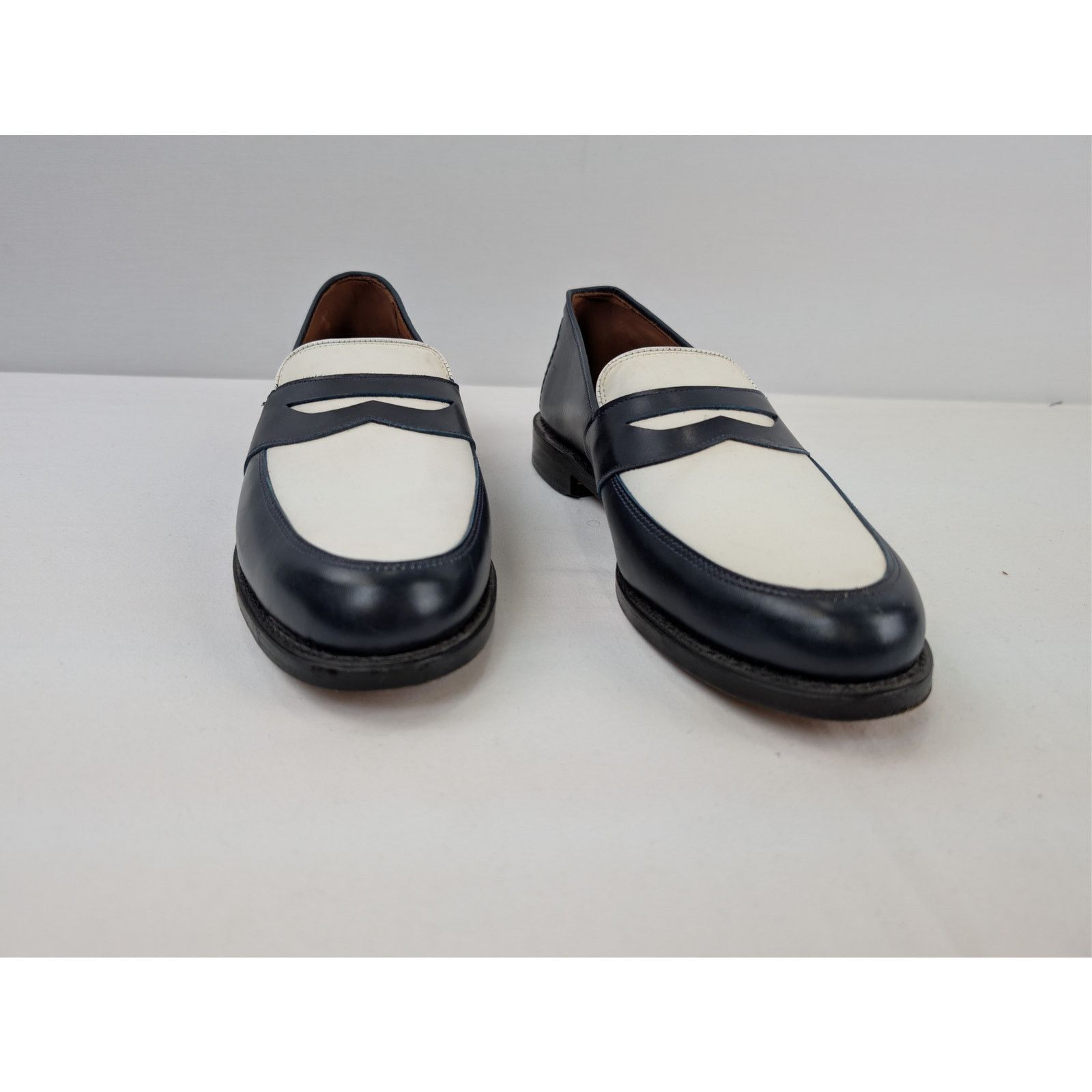 Allen Edmonds o1rshd1 CC20 calfskin leather penny loafer in navy and white Size US 10 / EU 43 - 5 Thumbnail