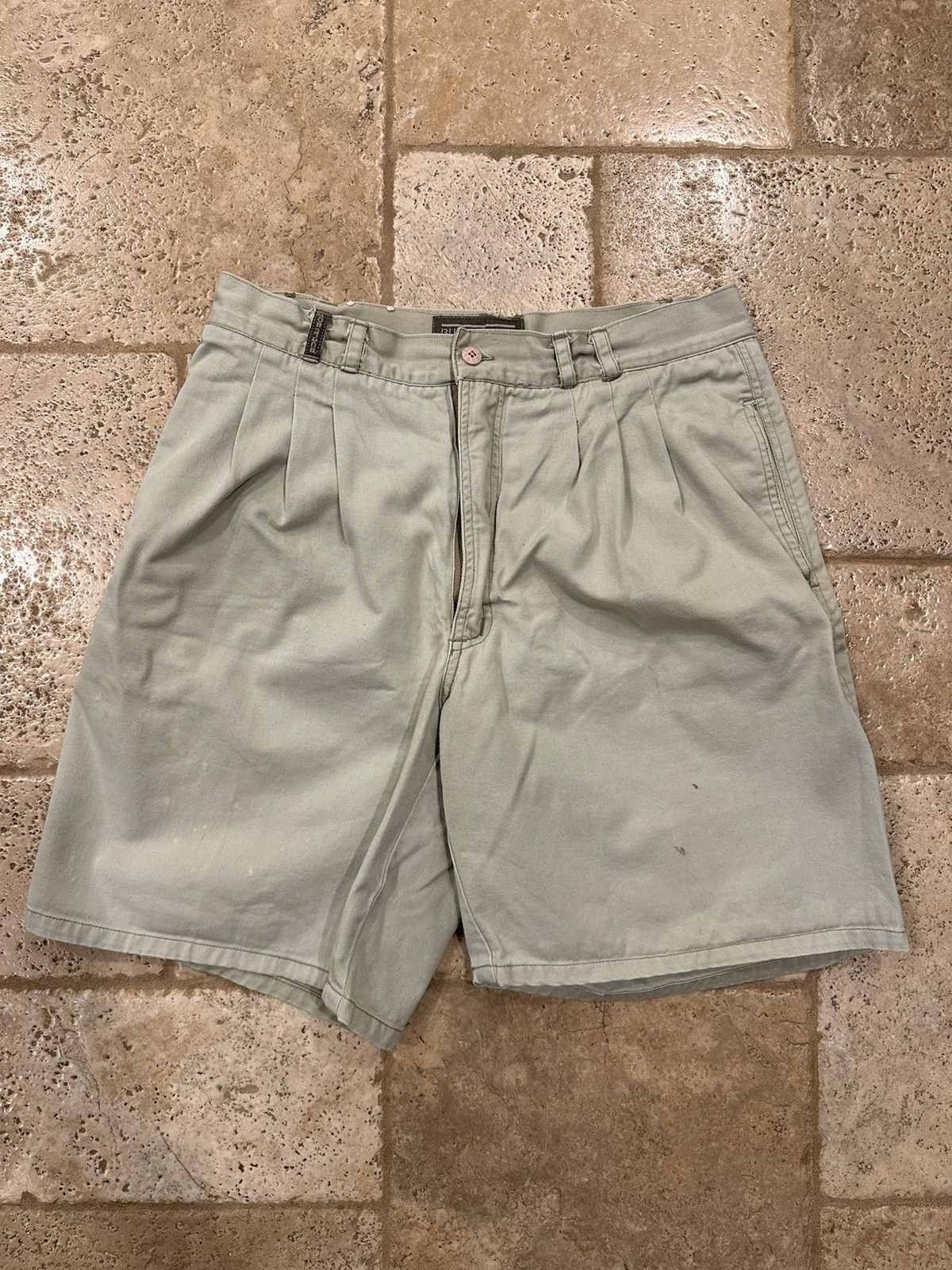 Bugle Boy × Vintage Vintage Bugle Boy Tan Dress Khaki Shorts Size US 32 / EU 48 - 1 Thumbnail