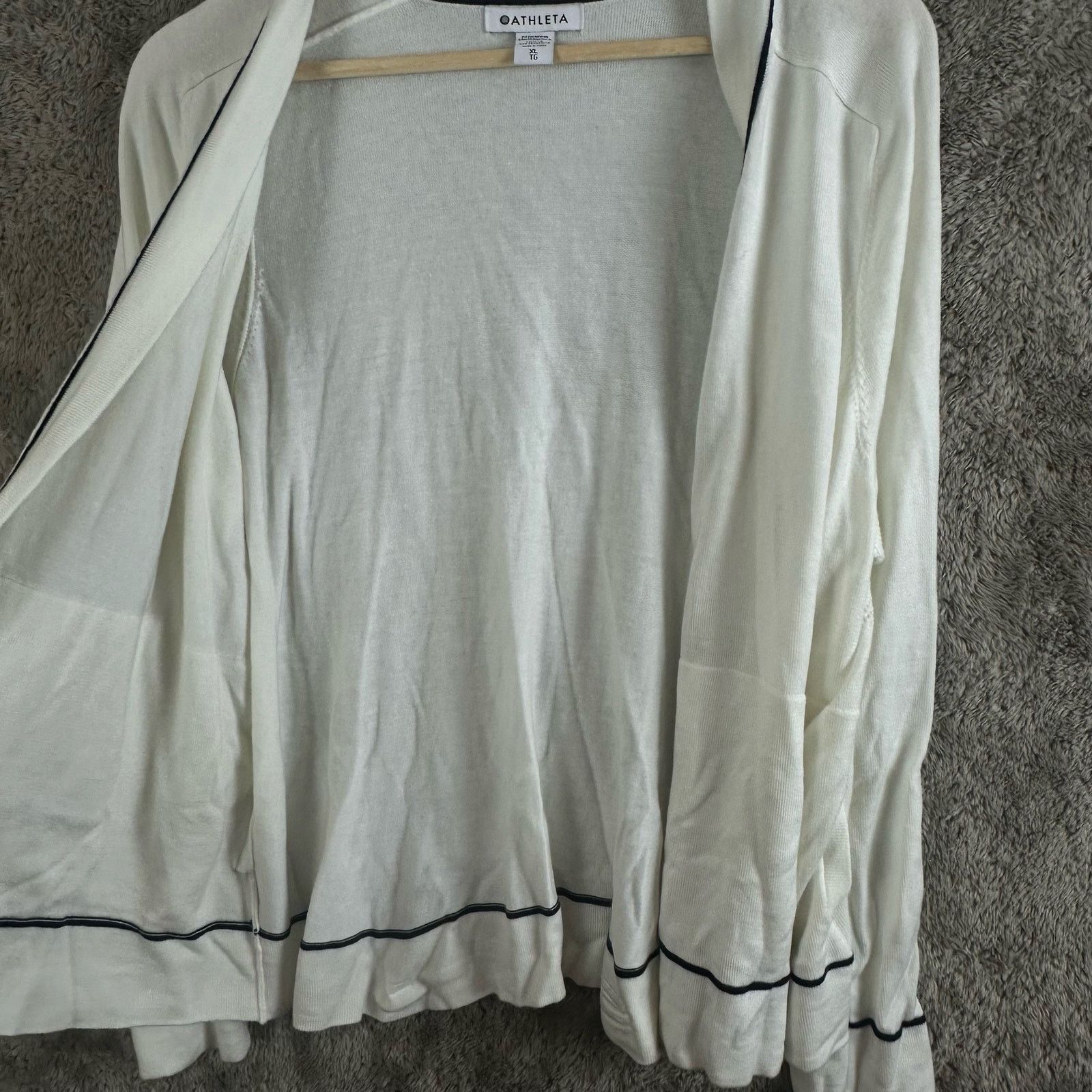 Athleta Athleta Collegiate White Blue Stripe Cardigan Sweater XL Size XL / US 12-14 / IT 48-50 - 3 Thumbnail