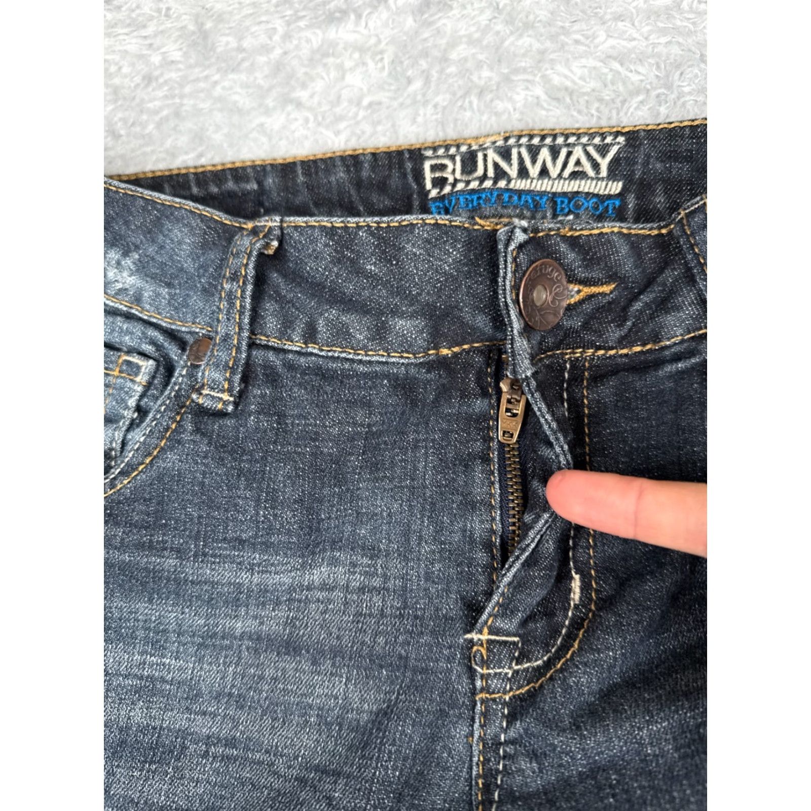 Vintage Refuge Womens Bootcut Jeans 6 Low Rise Blue Denim 29x32 Cotton Stretch Classic, American, Designer Size 28" / US 6 / IT 42 - 5 Thumbnail