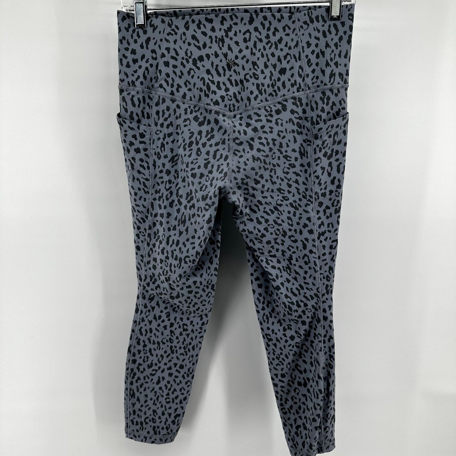 Athleta Athleta Salutation Stash Pocket II 7/8 Tights Leopard Blue M Size 32" / US 10 / IT 46 - 5 Thumbnail