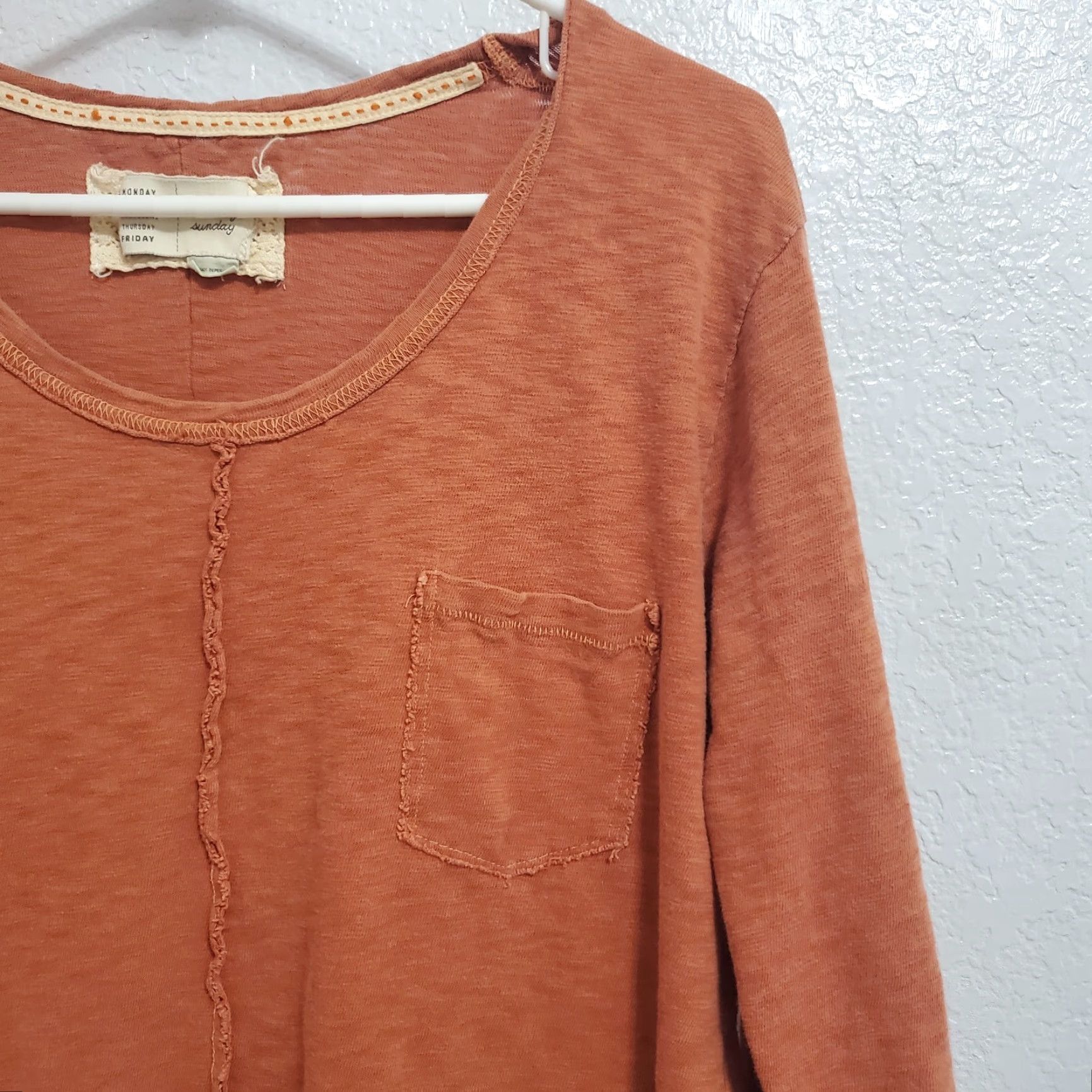 Anthropologie VINTAGE Saturday/Sunday Top Women M Orange 3/4 Sleeve Round Neck Boxy Bohemian Knit Cotton Slit Pocket Mens? Wait. Size M / US 6-8 / IT 42-44 - 3 Thumbnail
