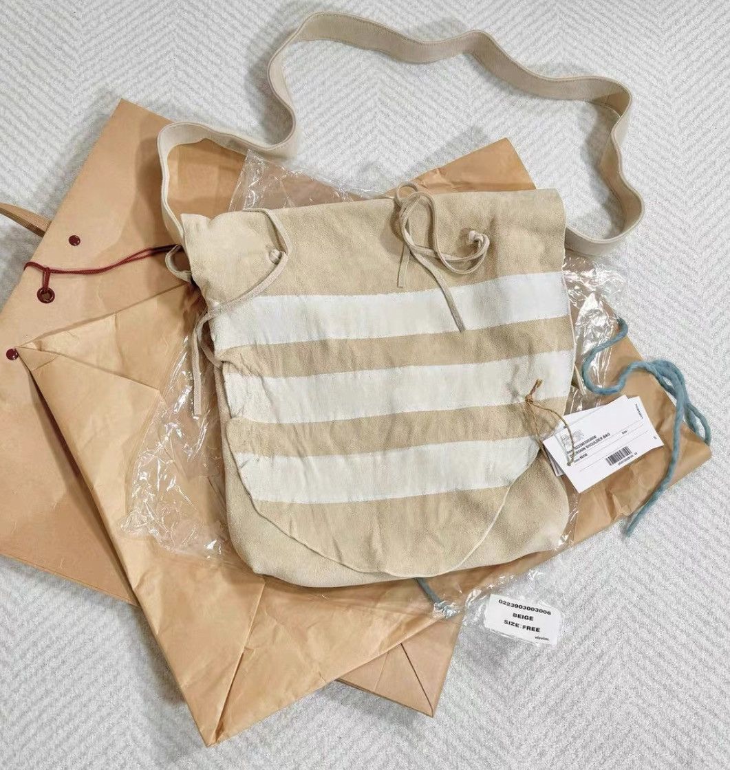 image of Visvim 23Aw Ict Deerskin Shoulder Bag in Green, Men's