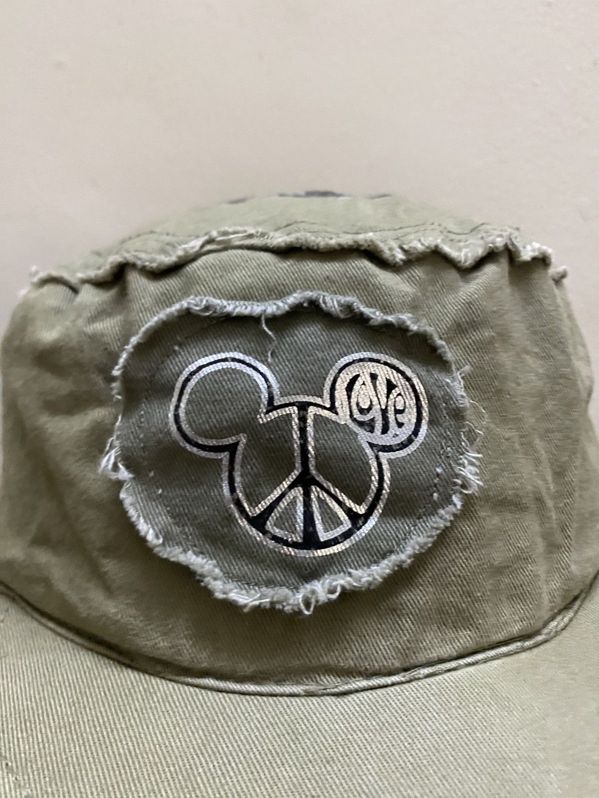Disney Very Rare Vintage Distressed 90’s Mickey Painter Hat Size ONE SIZE - 2 Thumbnail