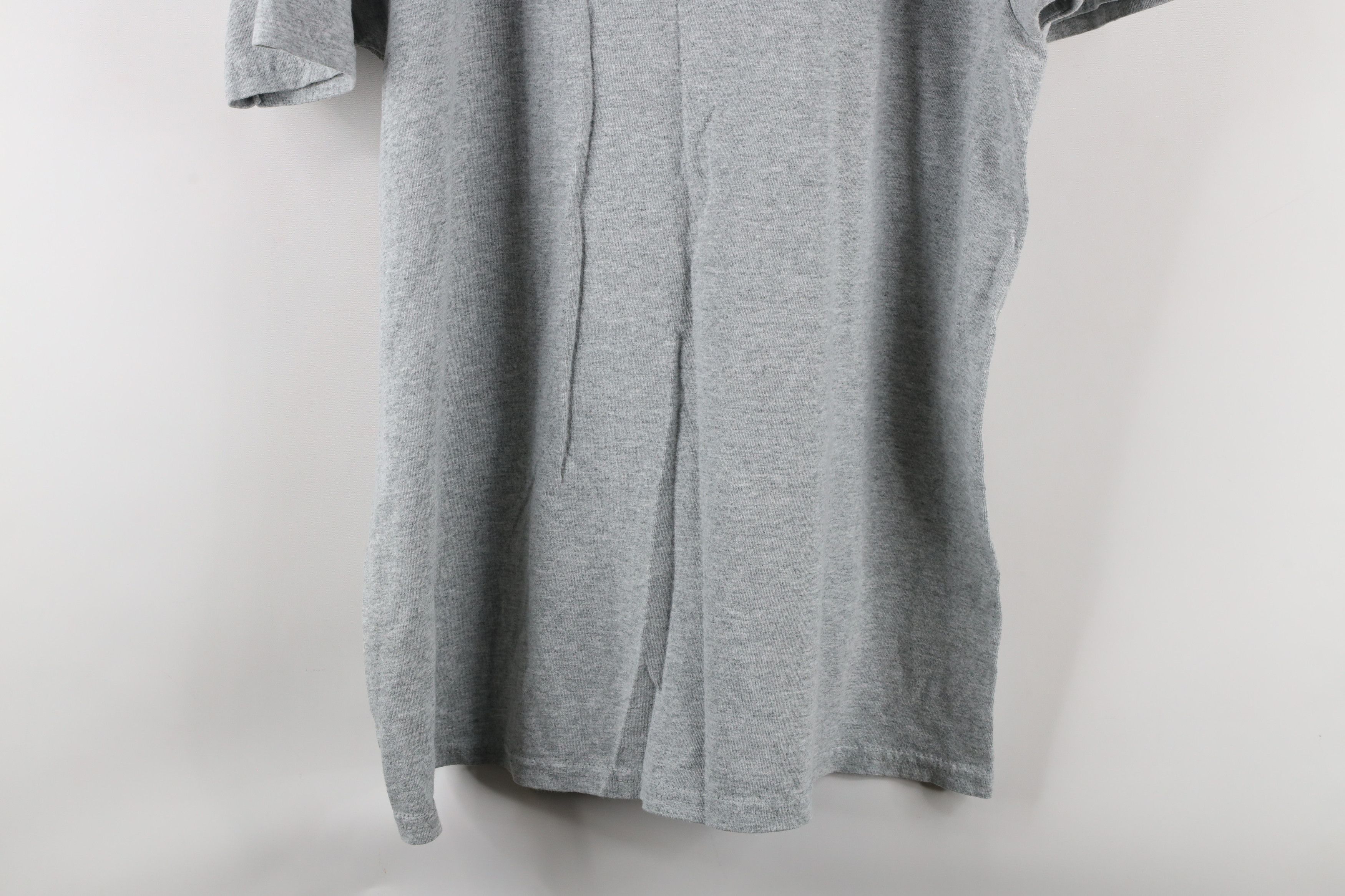 Vintage Vintage 90s Streetwear Out New York T-Shirt Heather Gray Size US XL / EU 56 / 4 - 10 Thumbnail