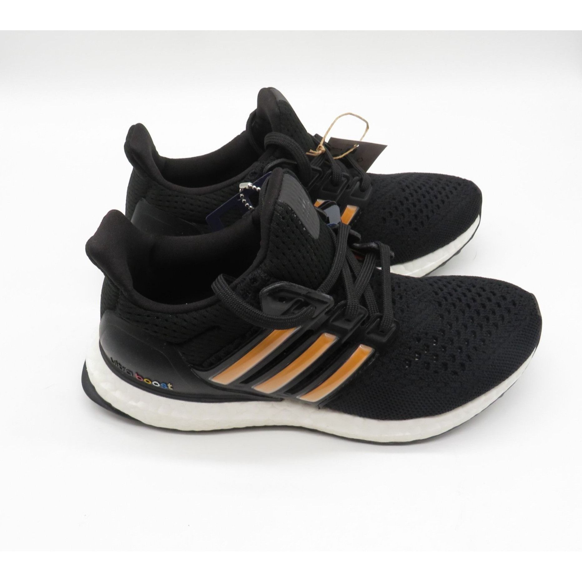 Adidas Adidas Ultraboost Adicolor 1.0 Black Running Shoes 3.5 Men 4 Size US 4.5 / IT 34.5 - 9 Thumbnail