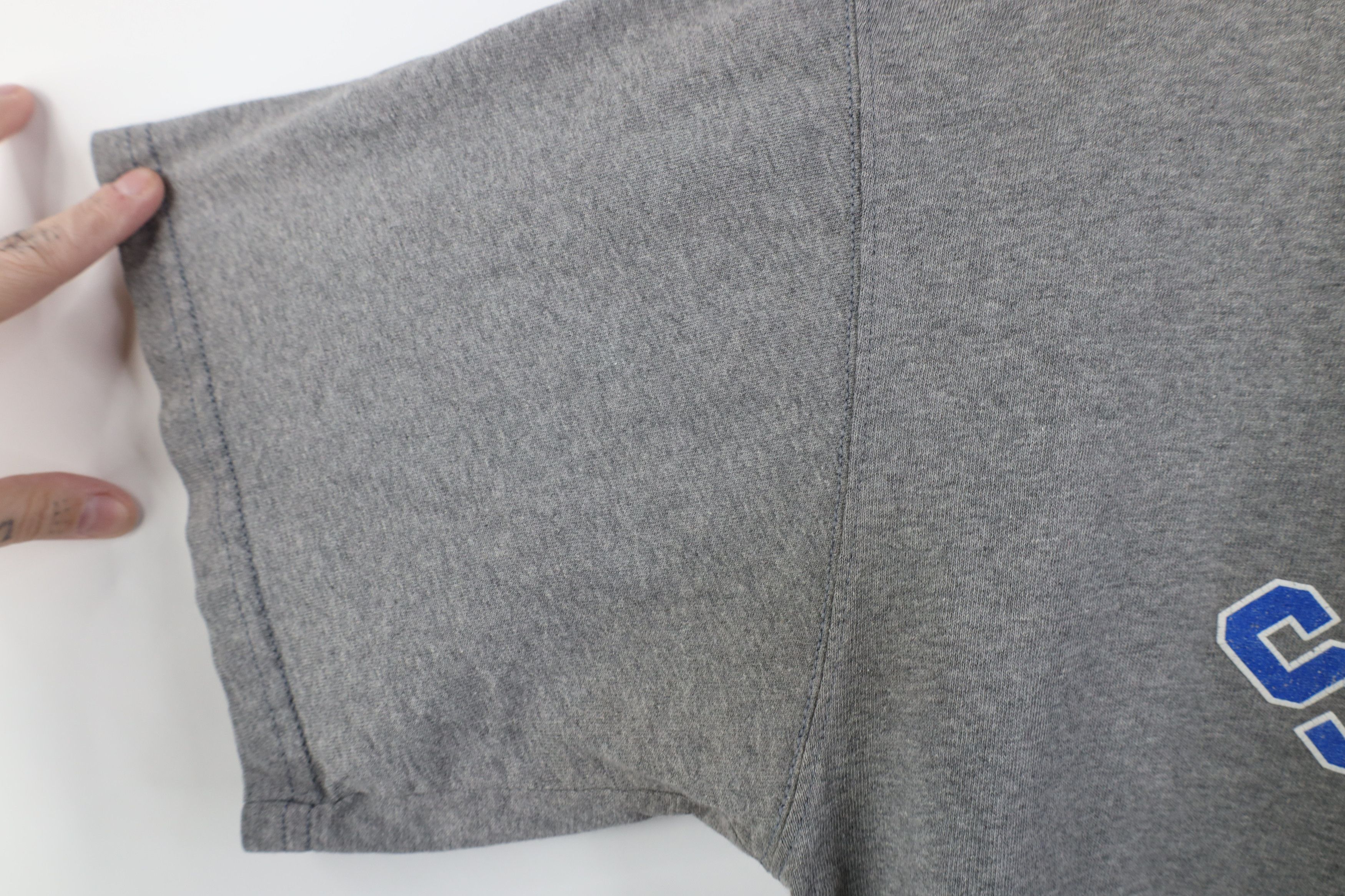 Vintage Vintage 90s Seton Hall University Short Sleeve T-Shirt Gray Size US L / EU 52-54 / 3 - 7 Thumbnail