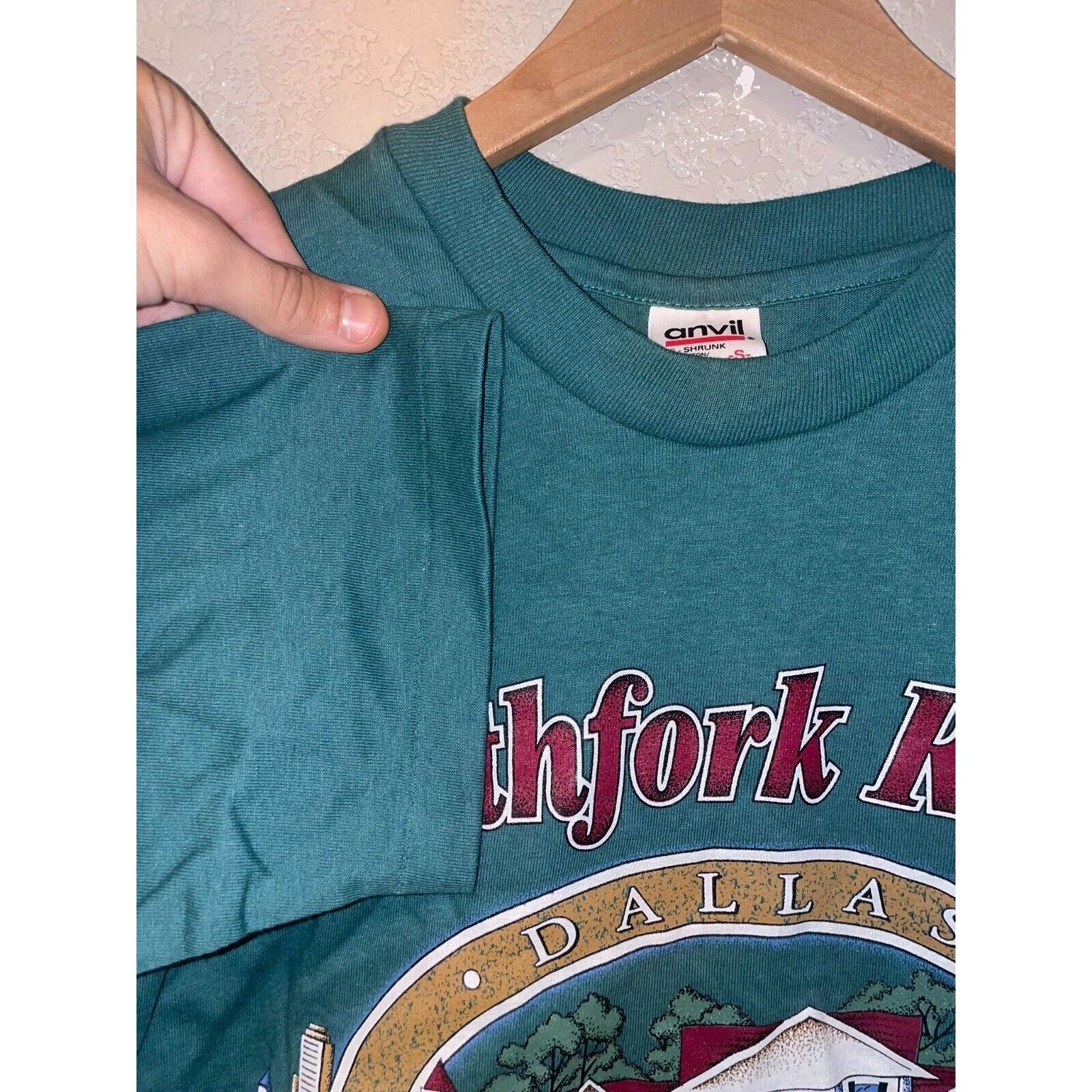 Anvil Vintage Southfork Ranch Shirt Dallas Texas Green Tee VTG 90s Size US S / EU 44-46 / 1 - 6 Thumbnail