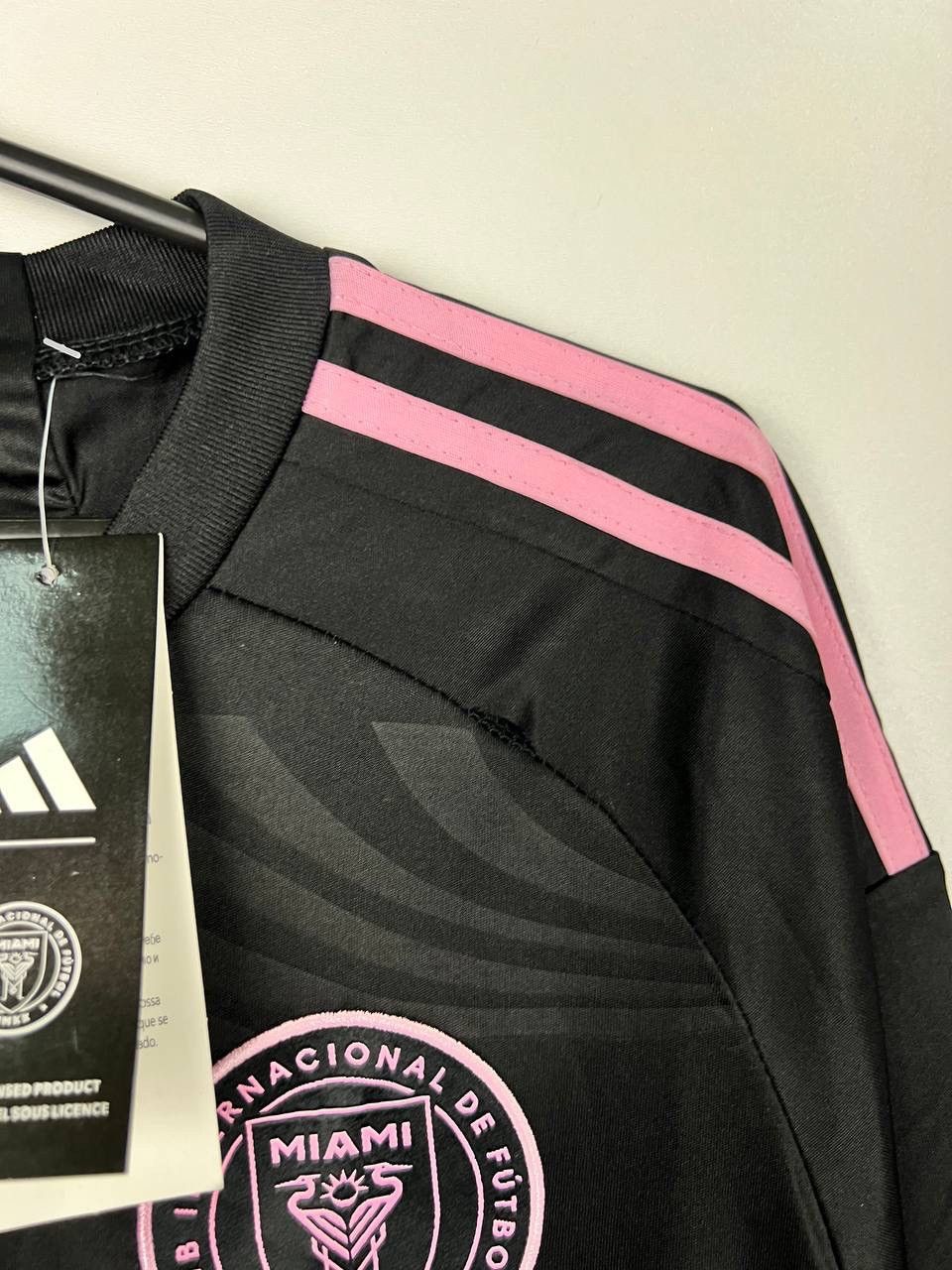 Vintage Inter Miami Adidas Messi Replica t-shirts size L Size US L / EU 52-54 / 3 - 5 Thumbnail