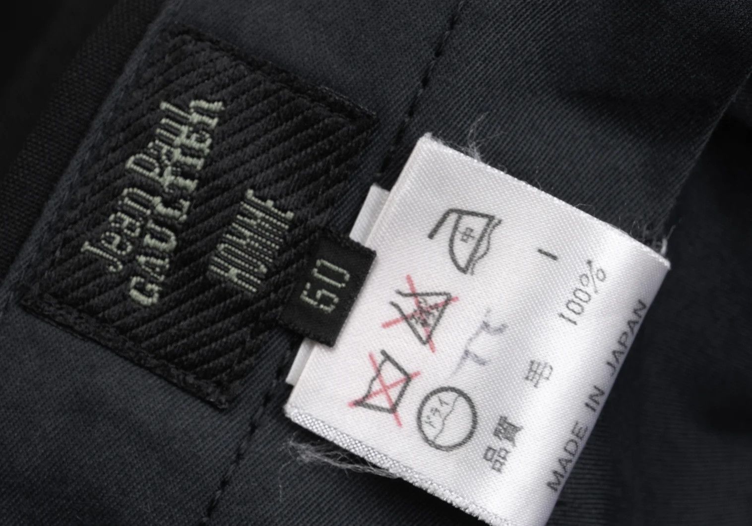 Jean Paul Gaultier Wool Tuck Tapered Pants in Black Size 50 Size US 34 / EU 50 - 14 Thumbnail