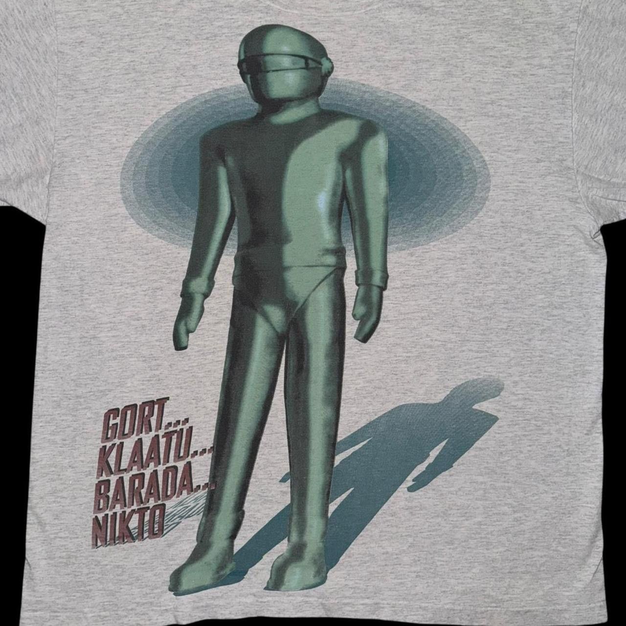 Vintage 1995 The Day The Earth Stood Still Movie Promo Archive Tee Size US L / EU 52-54 / 3 - 4 Thumbnail