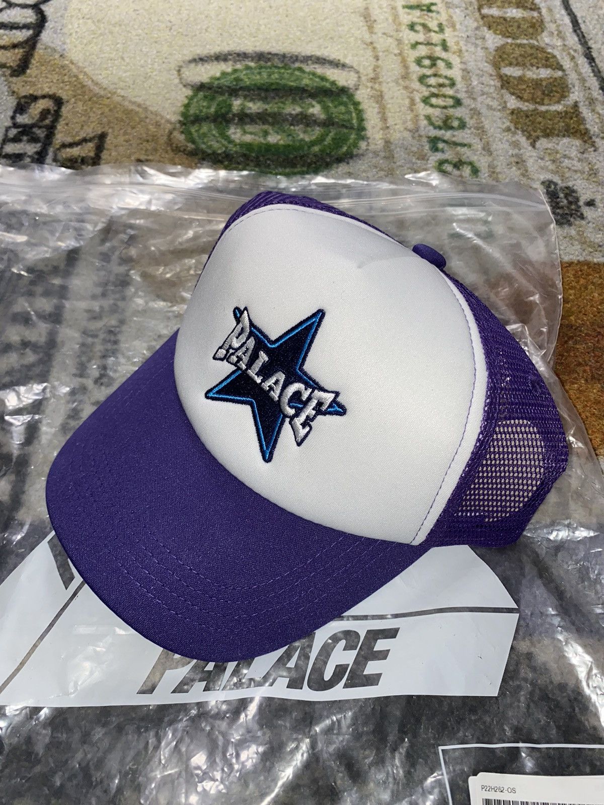 Palace Palace Star Logo Trucker Purple Size ONE SIZE - 1 Thumbnail