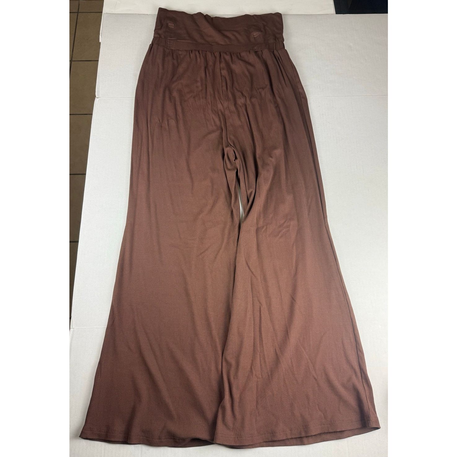 Other Women's Brown Two-Piece Stretchy Fashion Set Size 22" - 4 Thumbnail