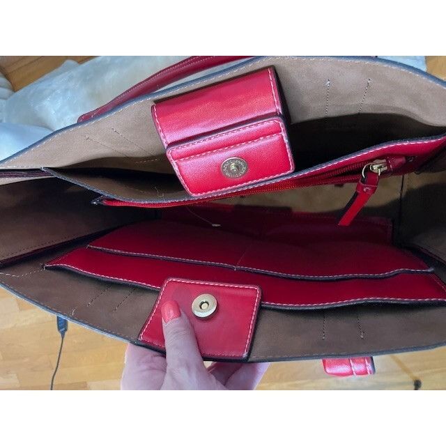 London Fog Never used - Still has one Tag - Longdon Fog Red Leather Tot Size ONE SIZE - 10 Thumbnail