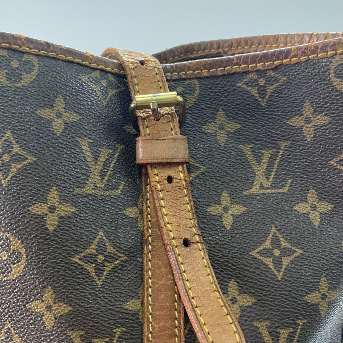 Louis Vuitton Louis Vuitton Monogram Bucket GM Bag Size ONE SIZE - 8 Thumbnail