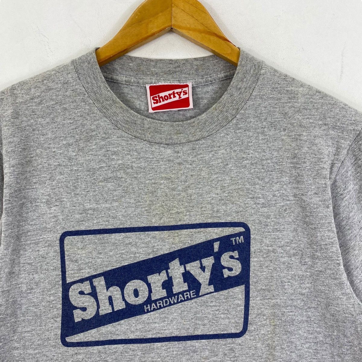Shorty's Skateboards × Vintage Vintage 90's SHORTY'S HARDWARE Skatewear Tee Shirt Size US S / EU 44-46 / 1 - 2 Thumbnail