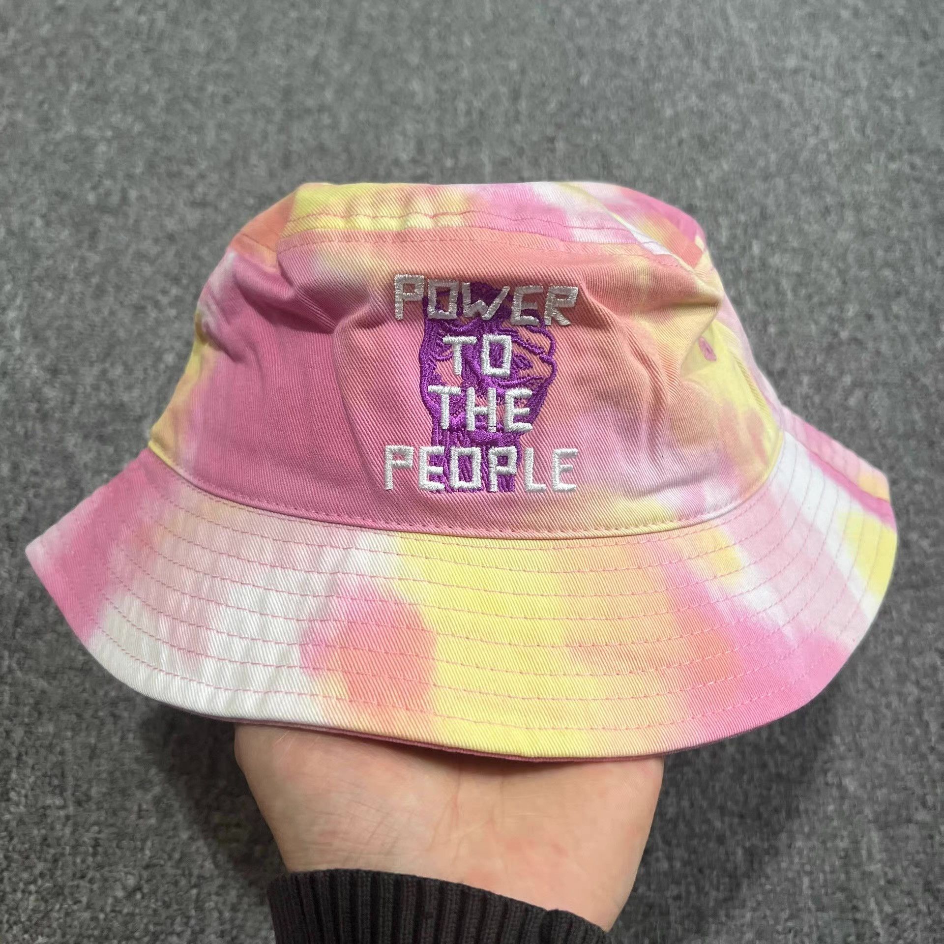 Cross Colours Cross Colours Embroidered Vintage WashedBucket Hat。 Q7 Size ONE SIZE - 2 Thumbnail
