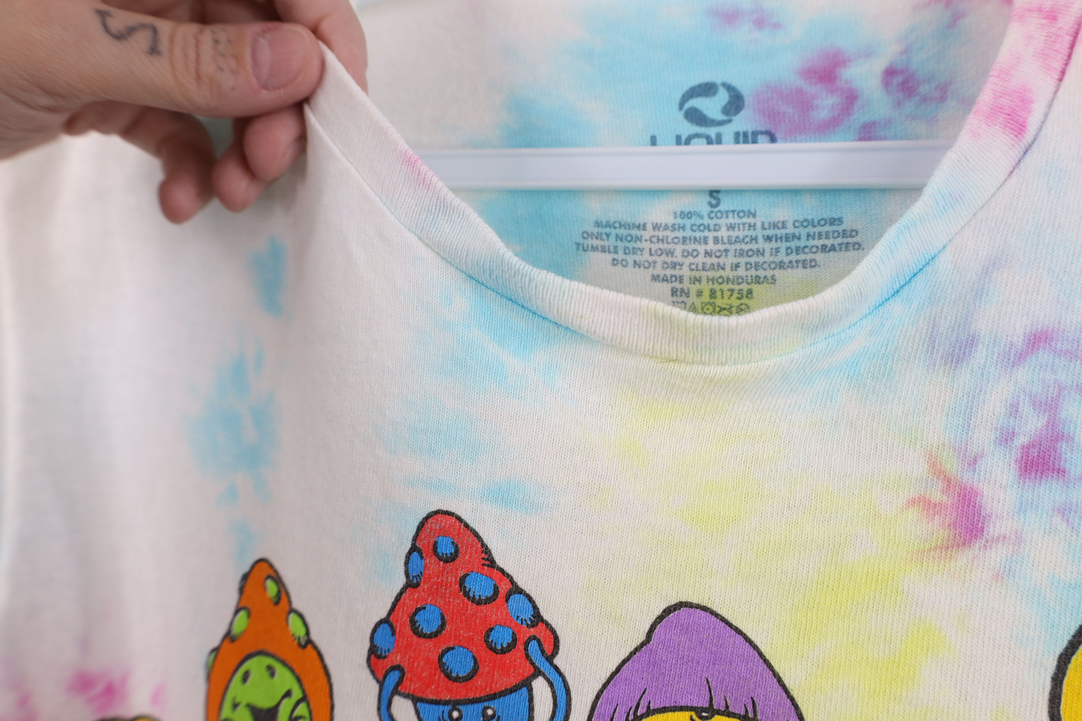 Liquid Blue Vintage Y2K Liquid Blue Mushroom Tie Dye Acid Wash T-Shirt Size S / US 4 / IT 40 - 9 Thumbnail